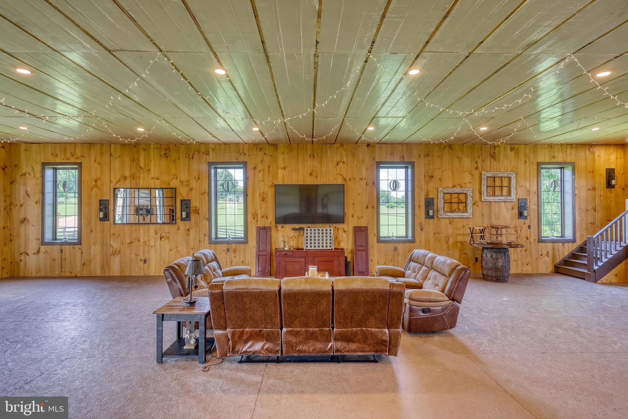 NORTH CODORUS TWP - Residential