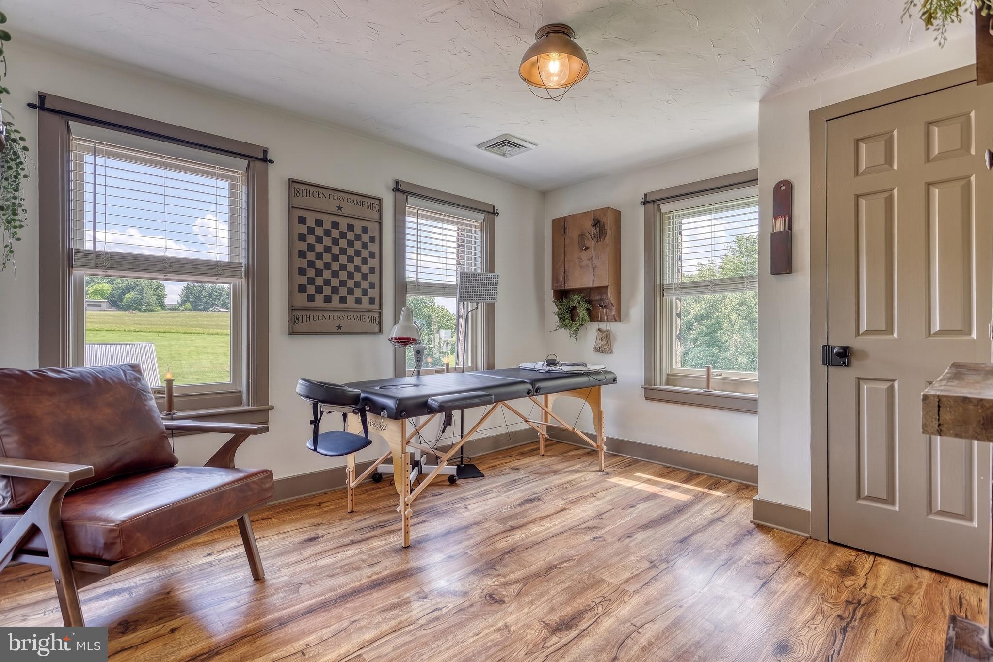 NORTH CODORUS TWP - Residential