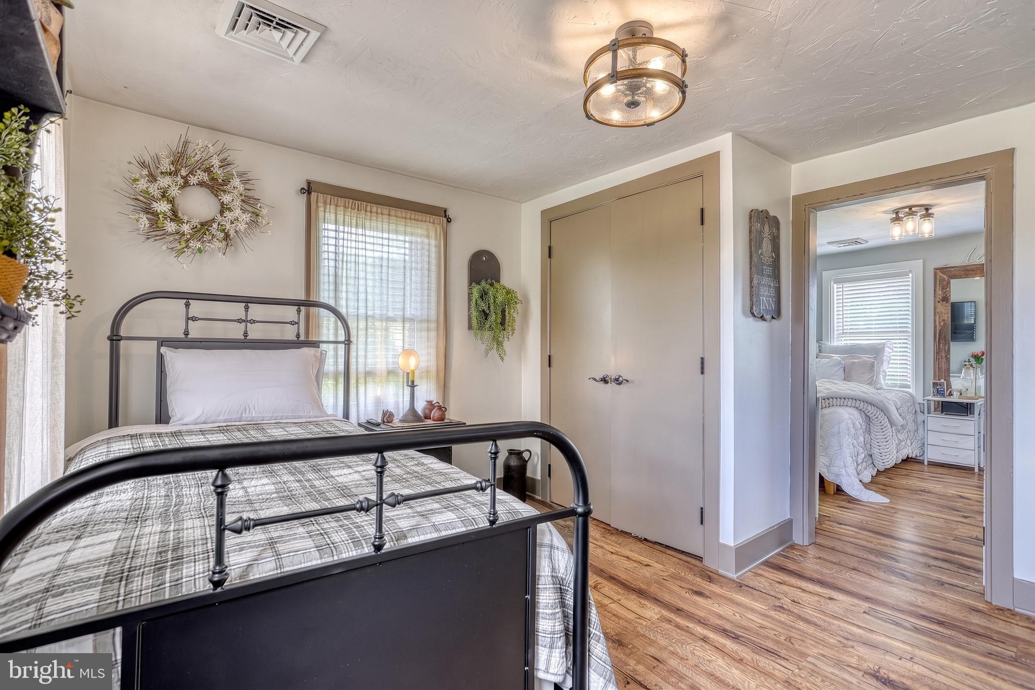 NORTH CODORUS TWP - Residential
