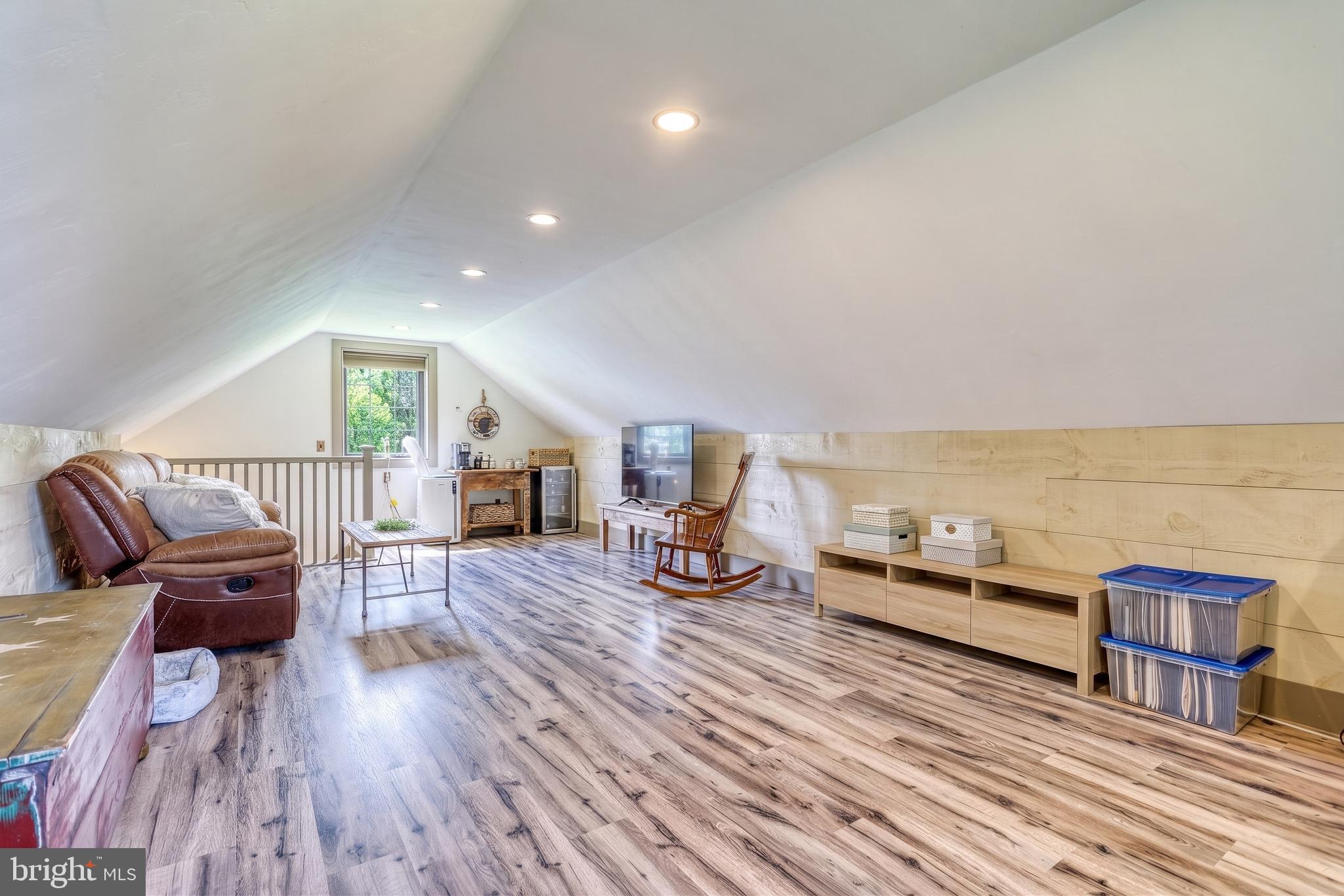 NORTH CODORUS TWP - Residential