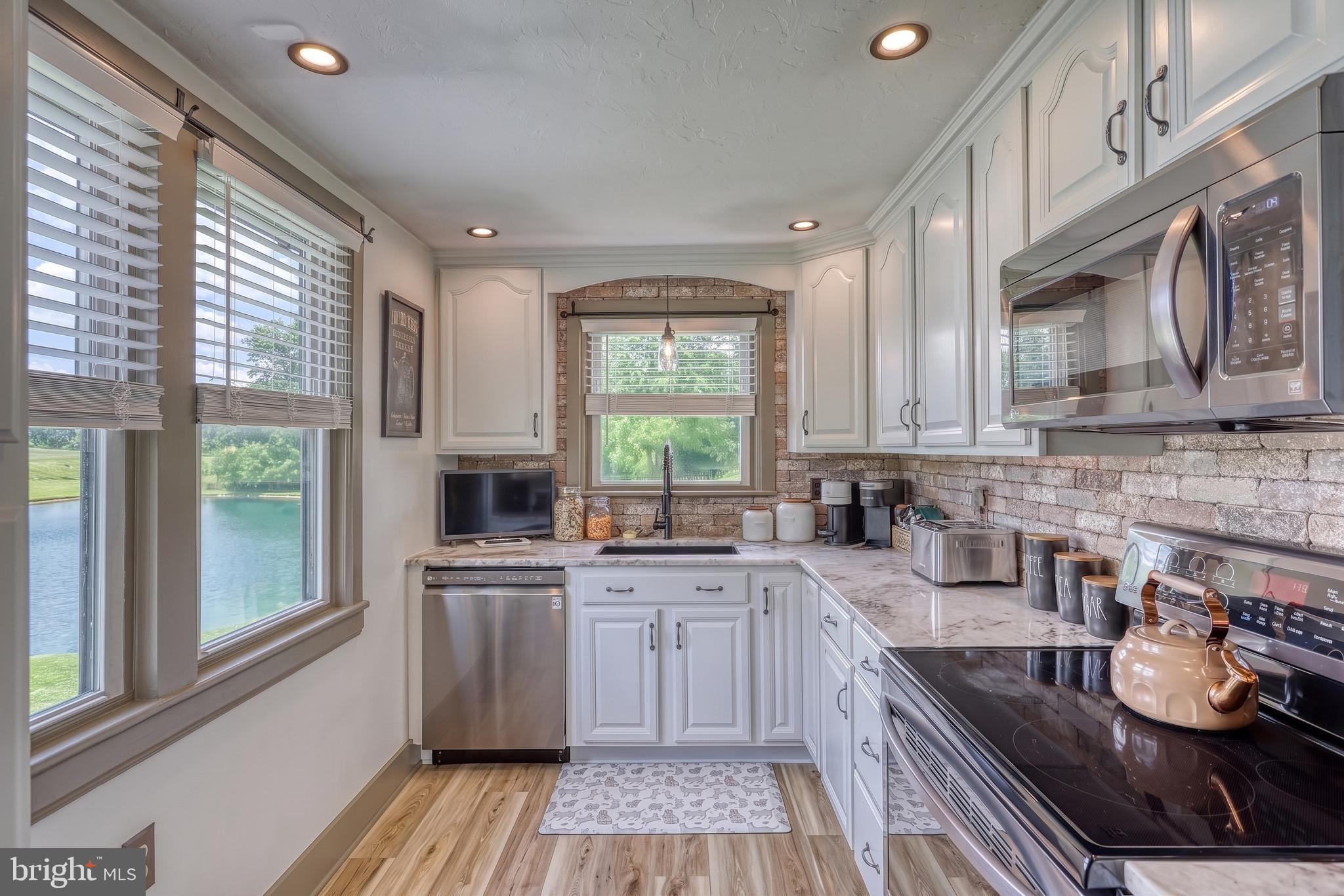 NORTH CODORUS TWP - Residential