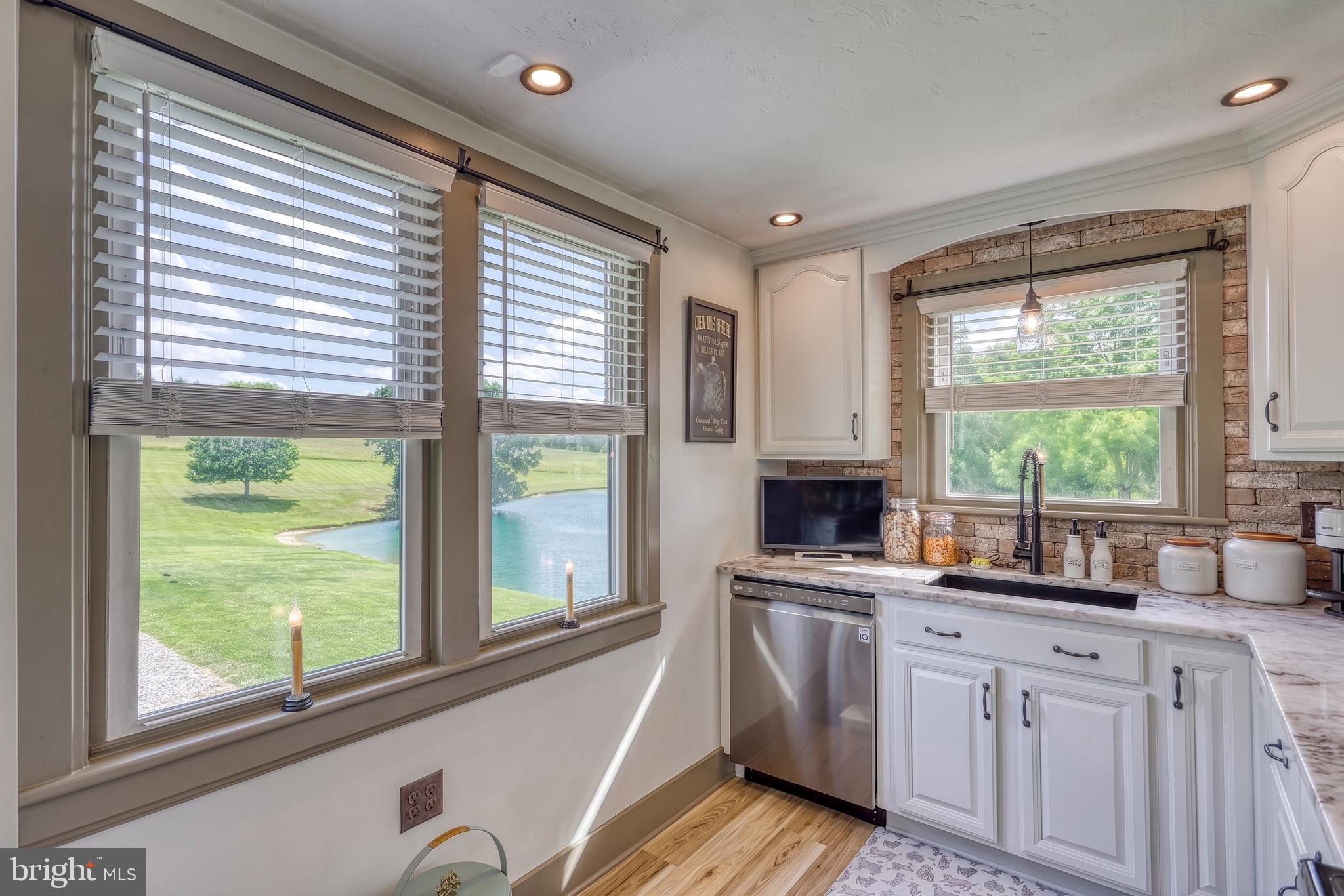 NORTH CODORUS TWP - Residential