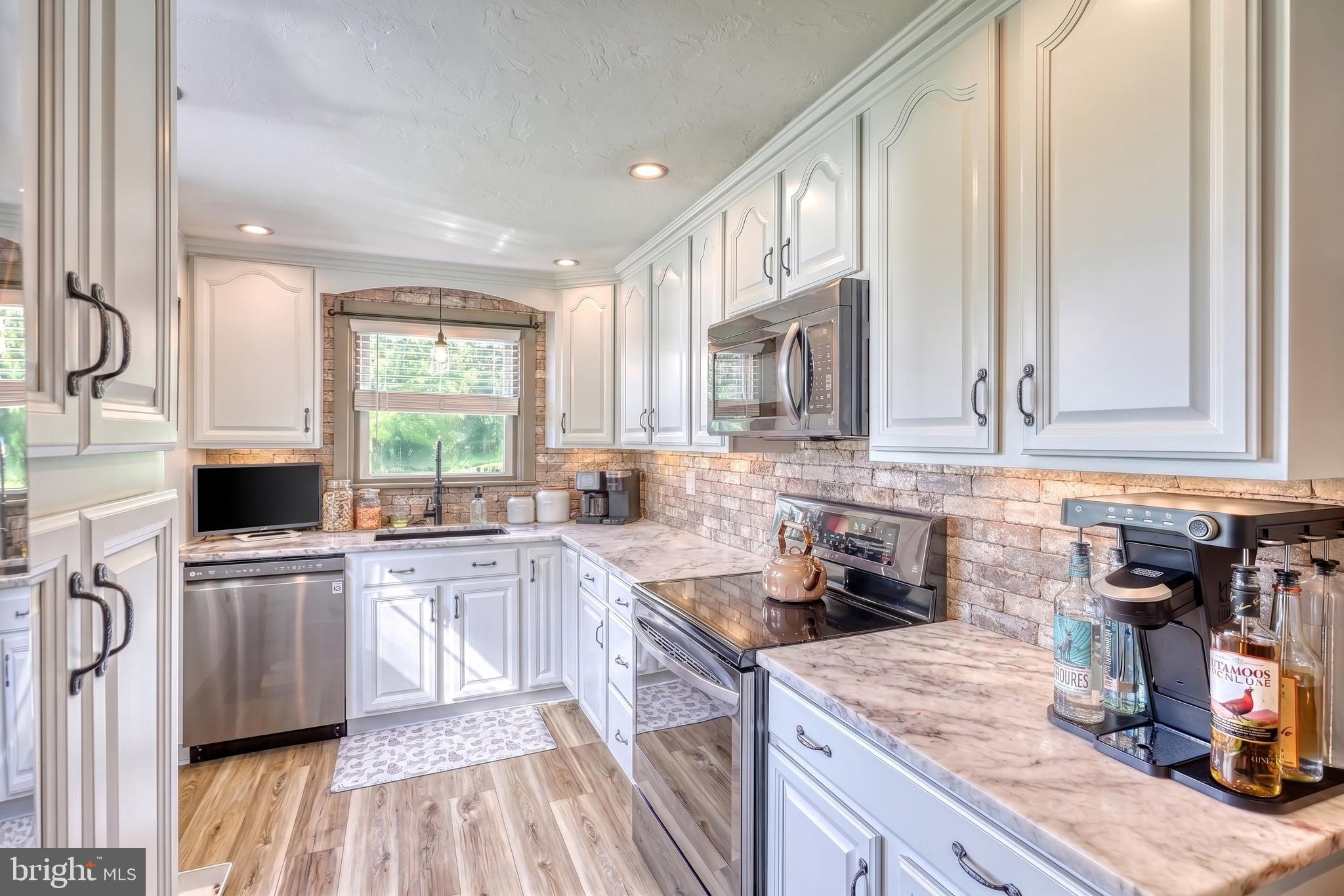 NORTH CODORUS TWP - Residential