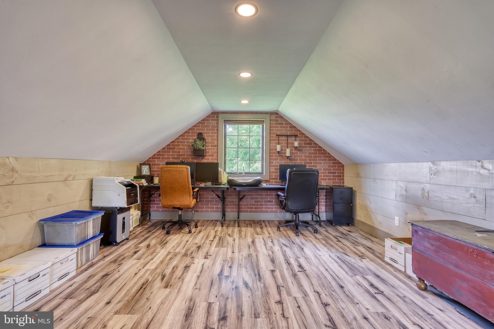 NORTH CODORUS TWP - Residential