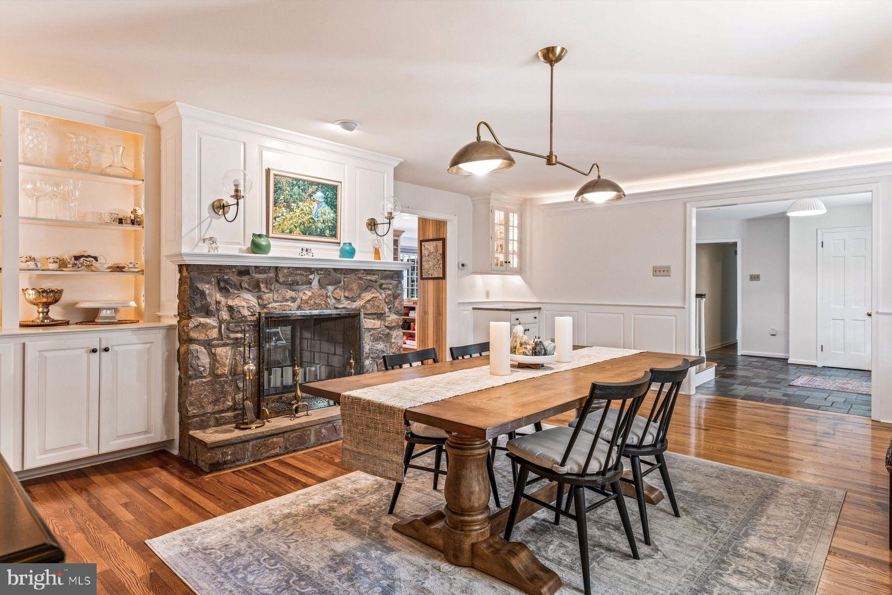 STONE MOUNT @ JERI - Residential