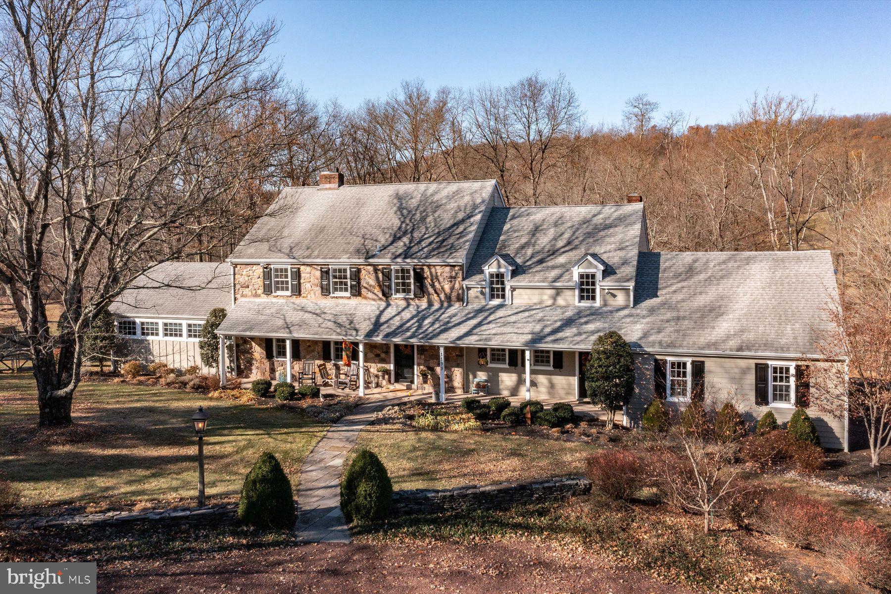 STONE MOUNT @ JERI - Residential