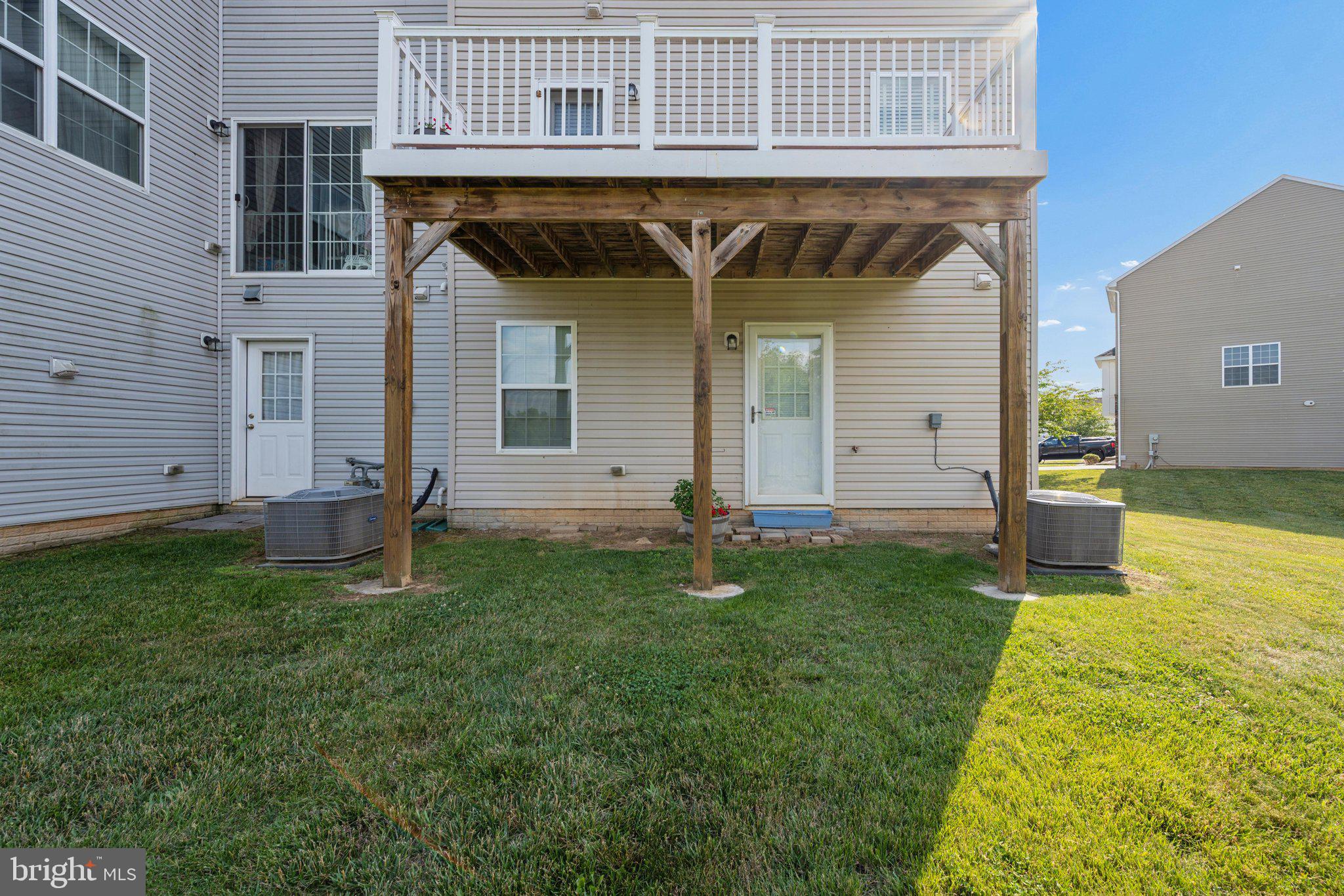 CARRIAGE HILL - Residential