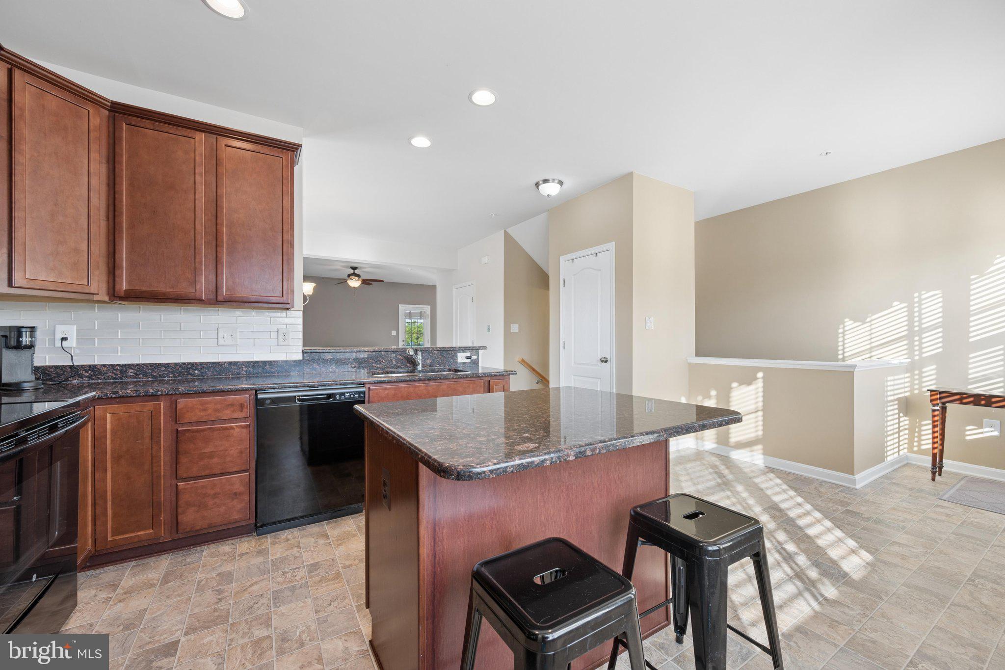 CARRIAGE HILL - Residential