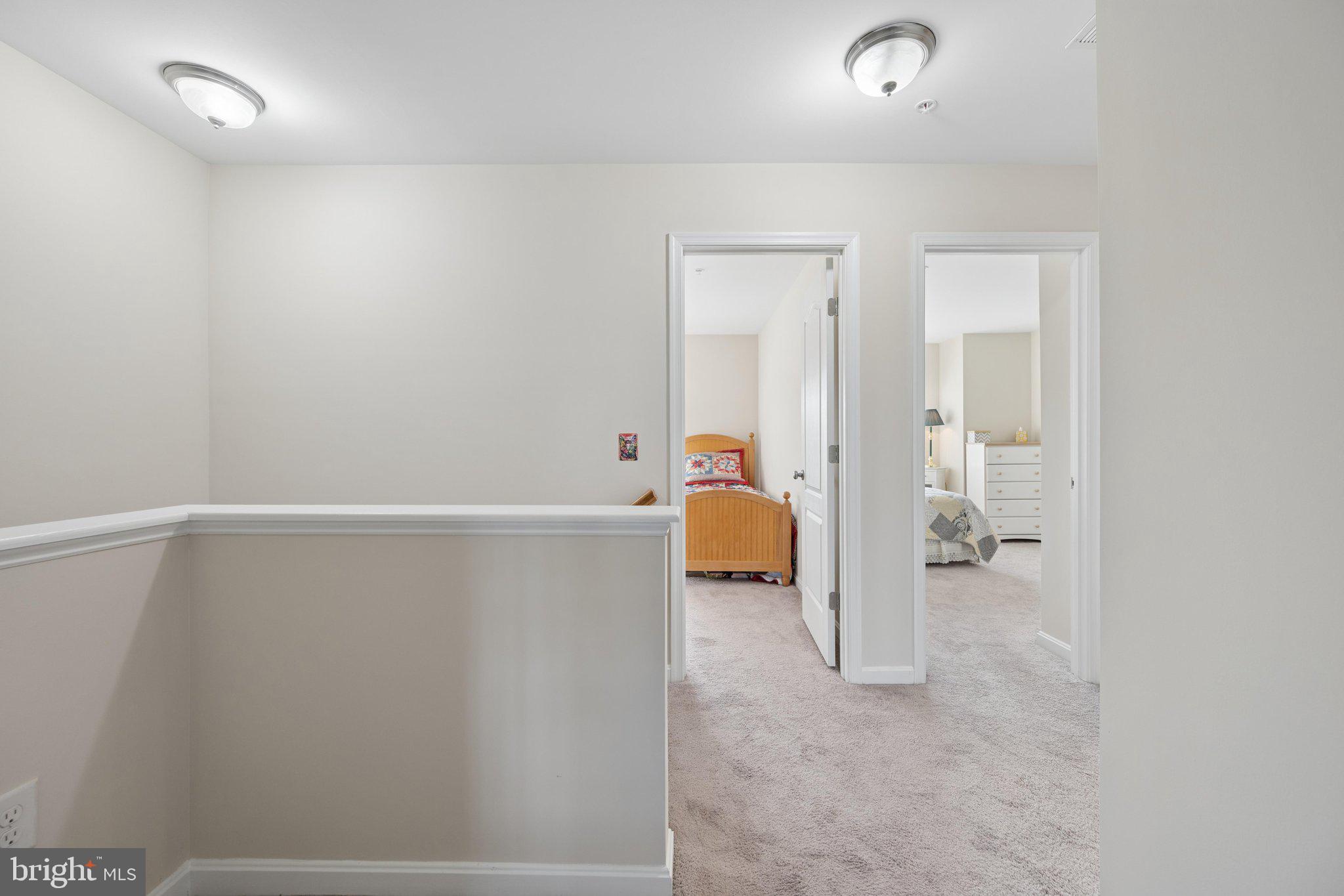 CARRIAGE HILL - Residential