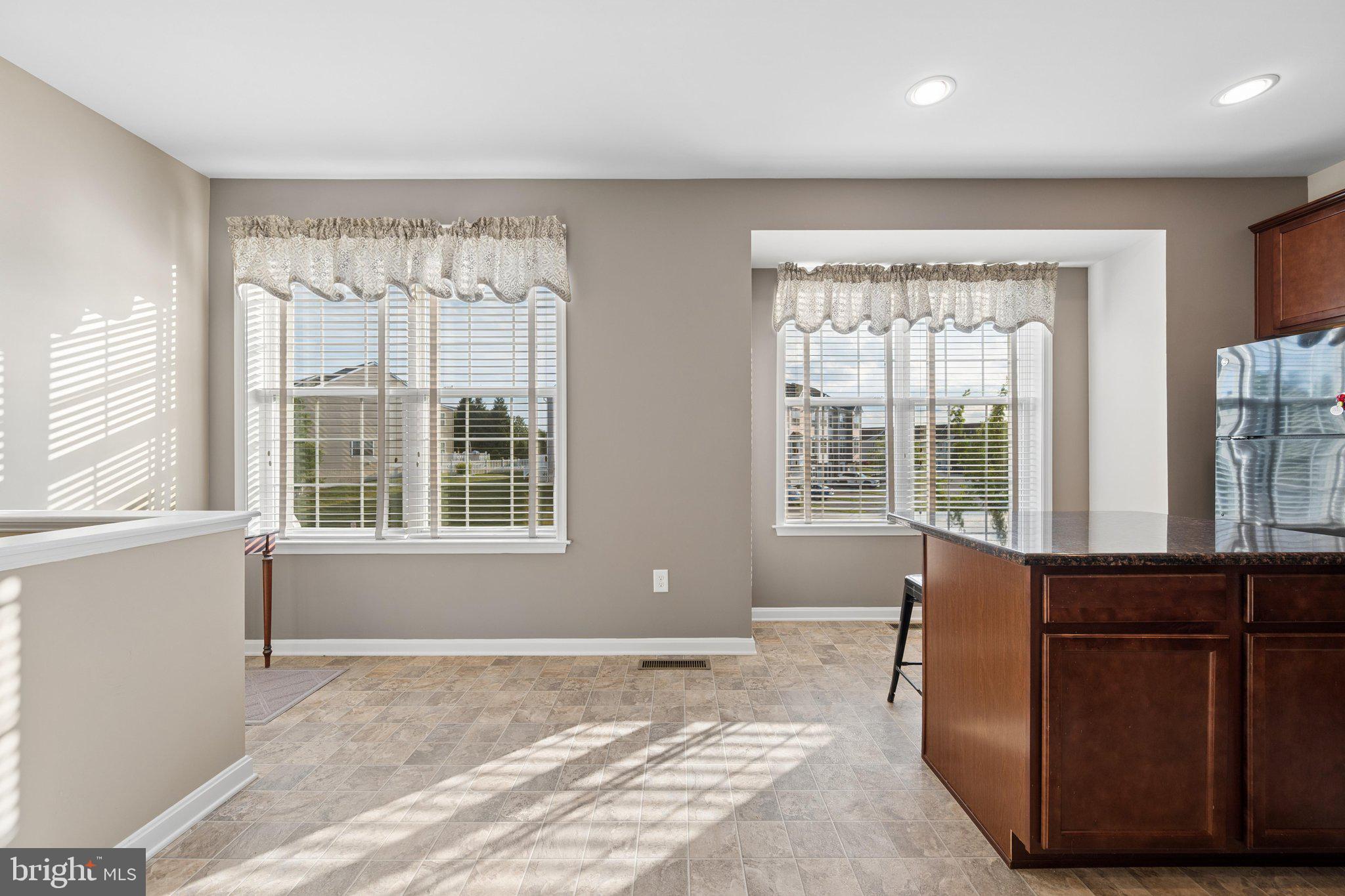 CARRIAGE HILL - Residential