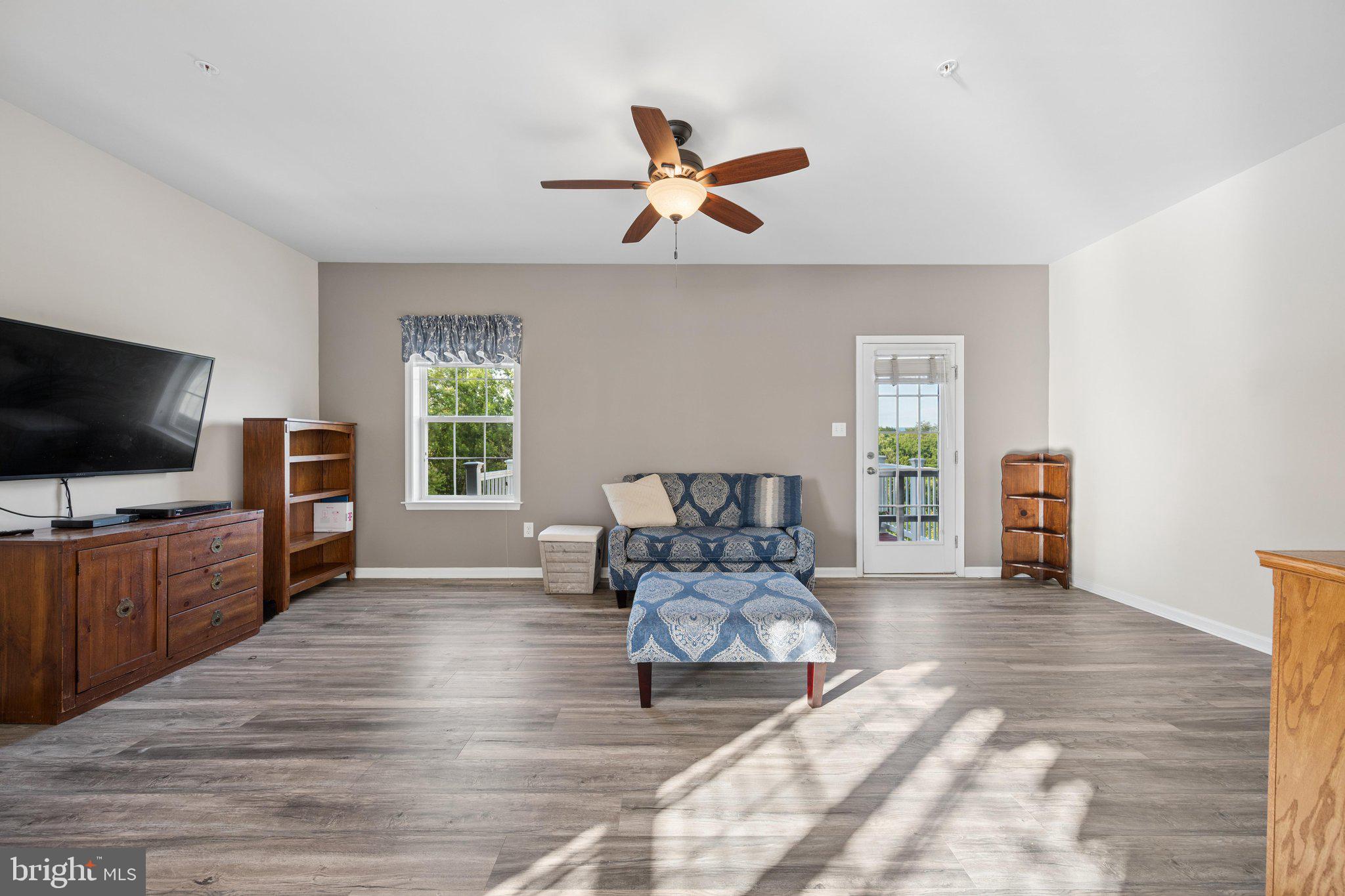 CARRIAGE HILL - Residential