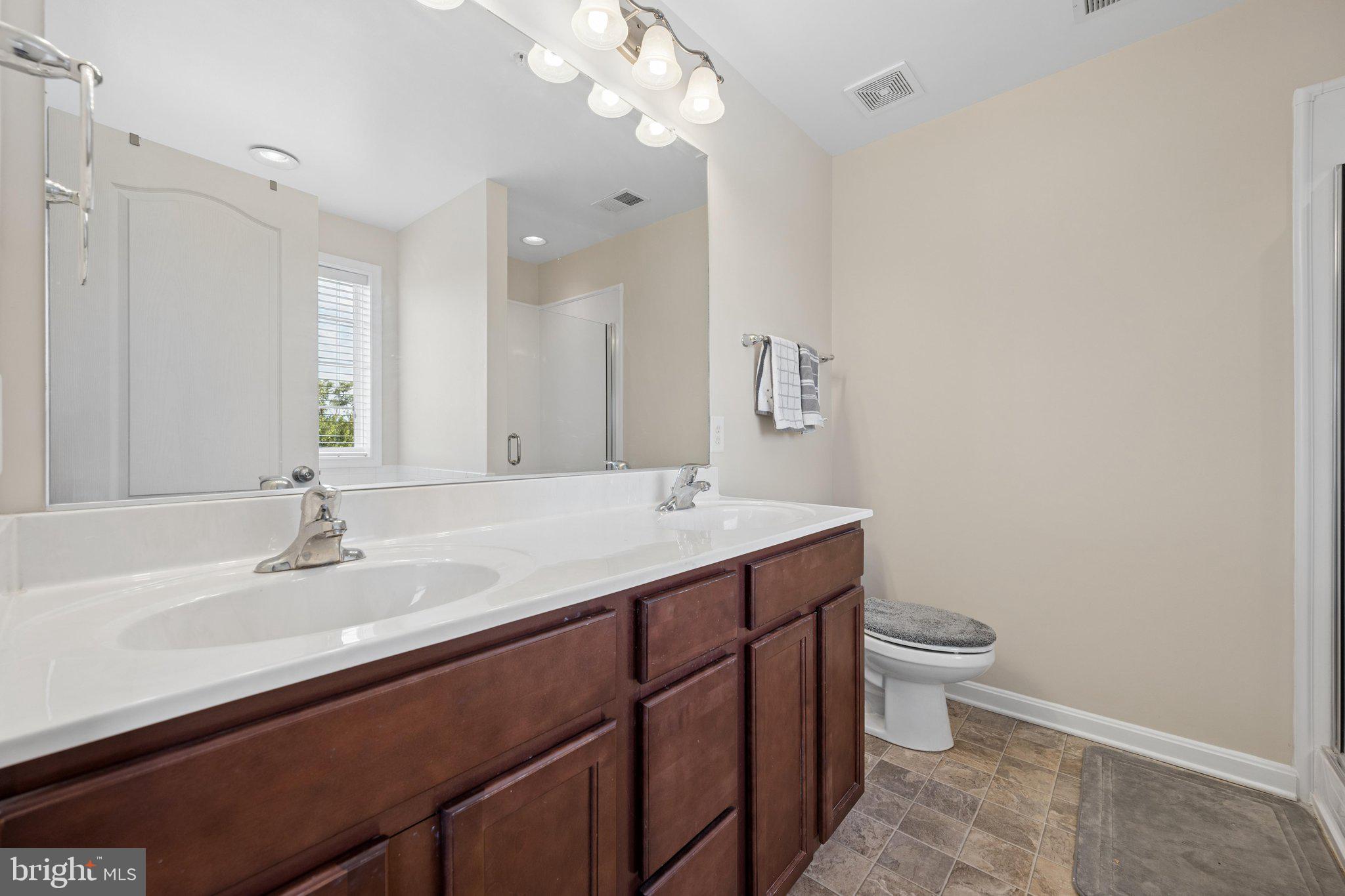 CARRIAGE HILL - Residential