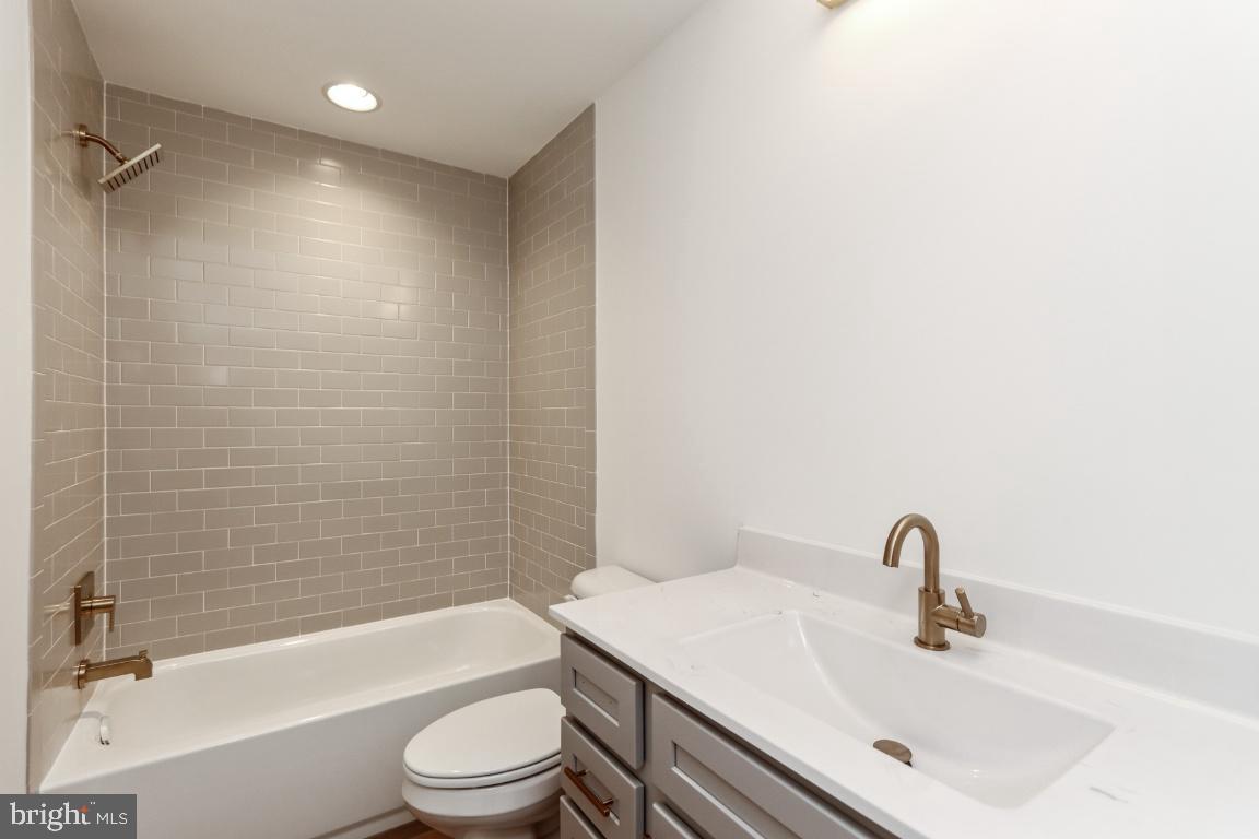 PINEHURST - Residential