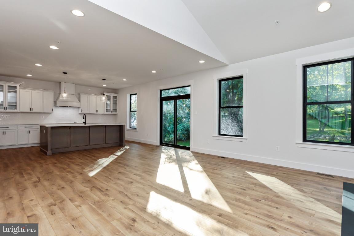 PINEHURST - Residential