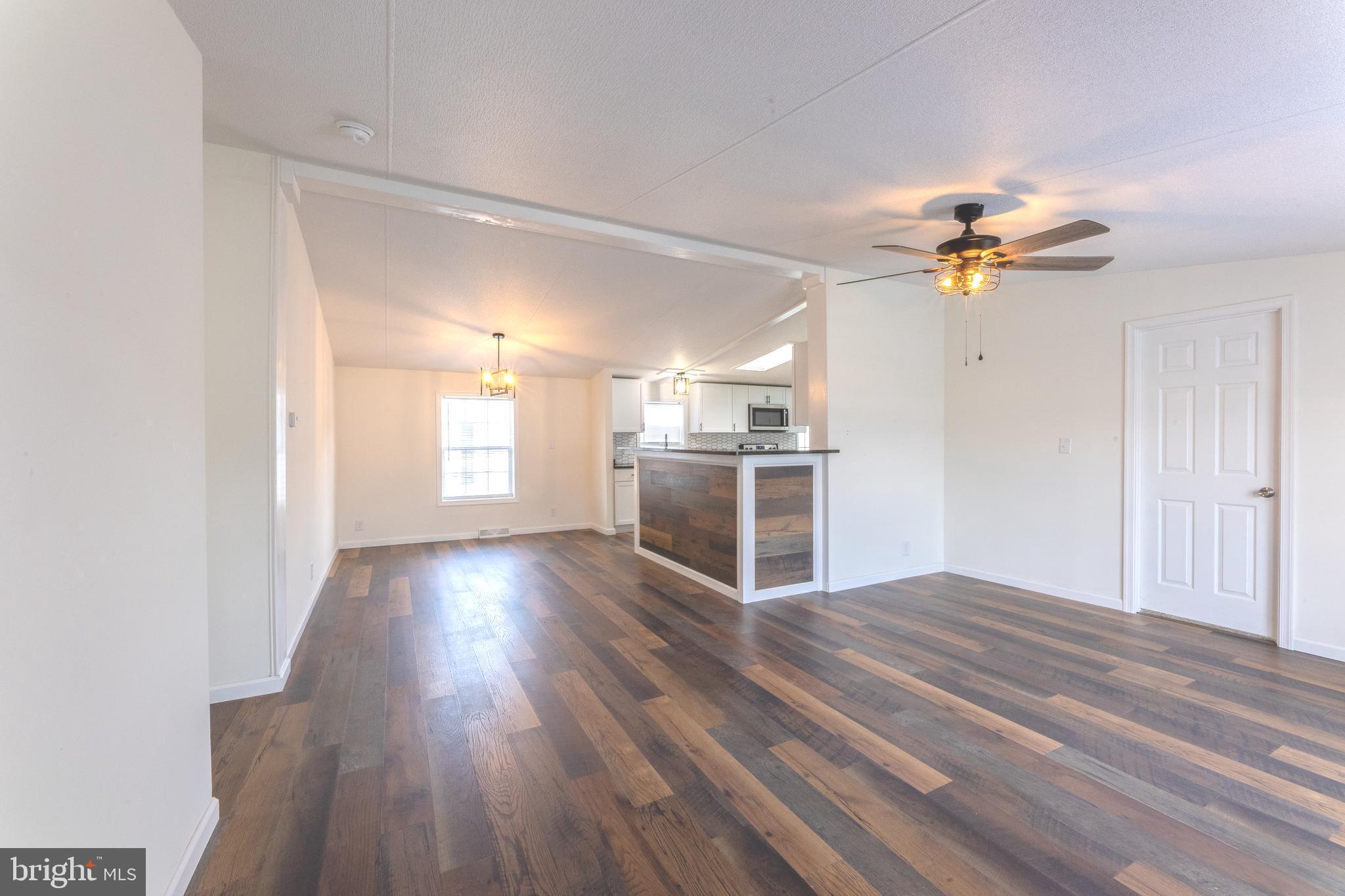 ROYAL CREST ESTATES - Residential