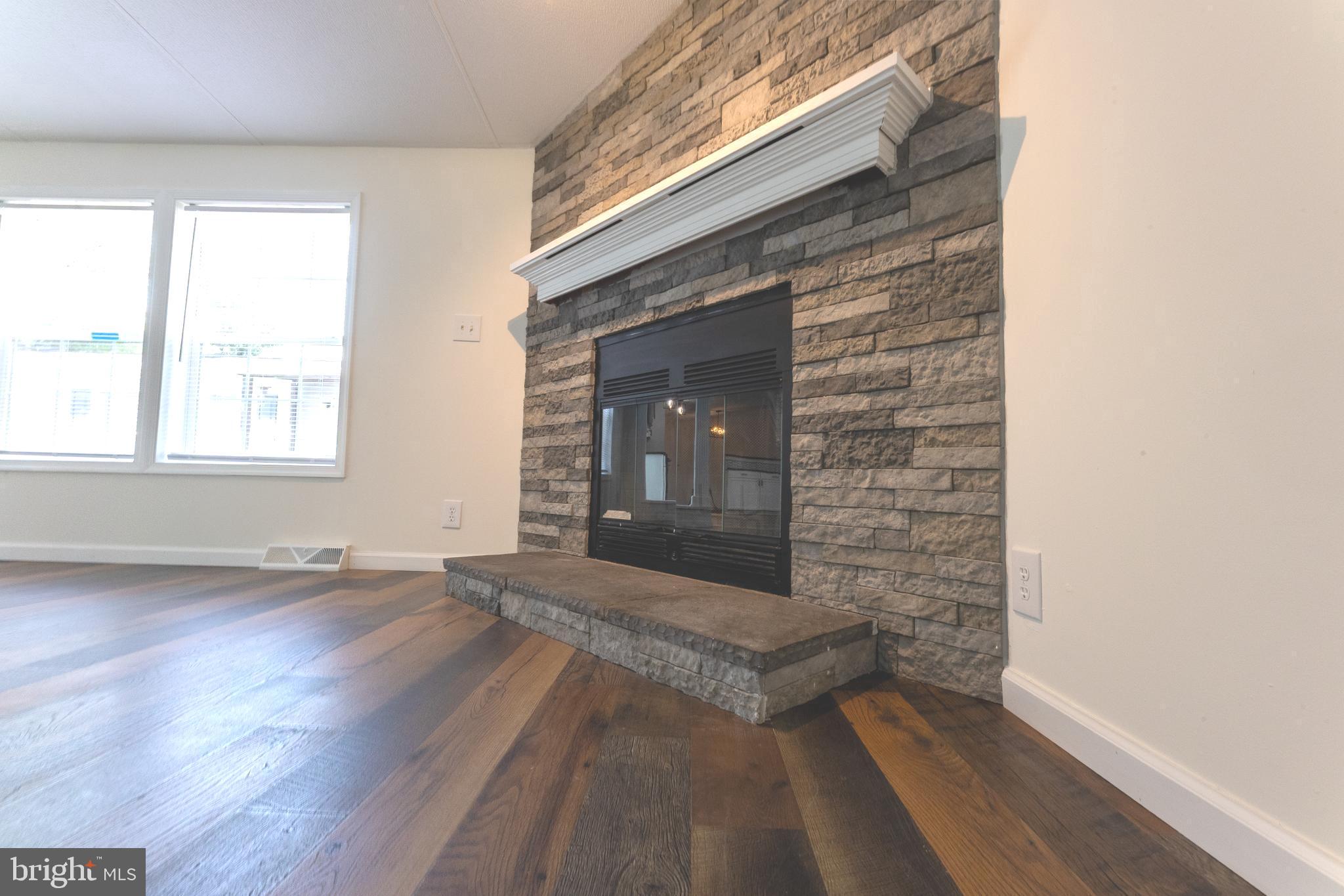 ROYAL CREST ESTATES - Residential