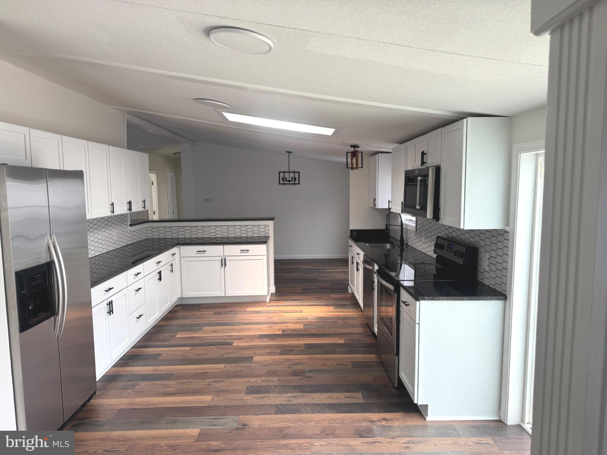 ROYAL CREST ESTATES - Residential
