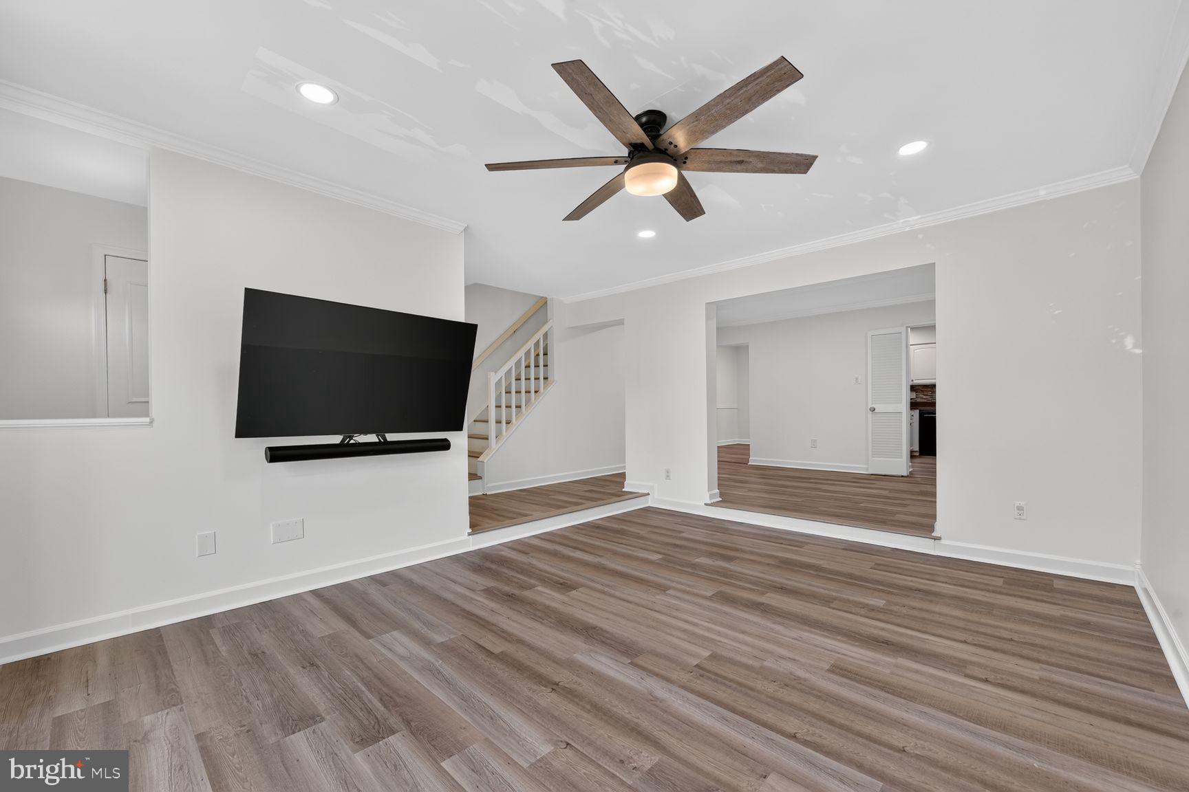 CHERRYWOOD SQUARE - Residential