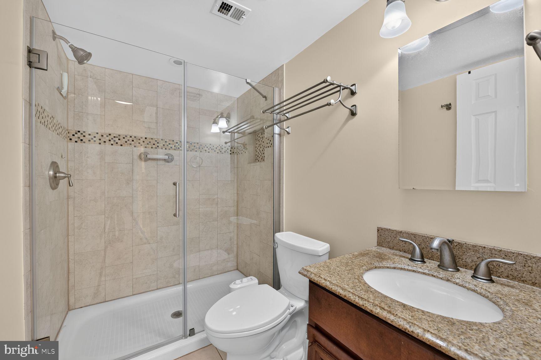 CHERRYWOOD SQUARE - Residential