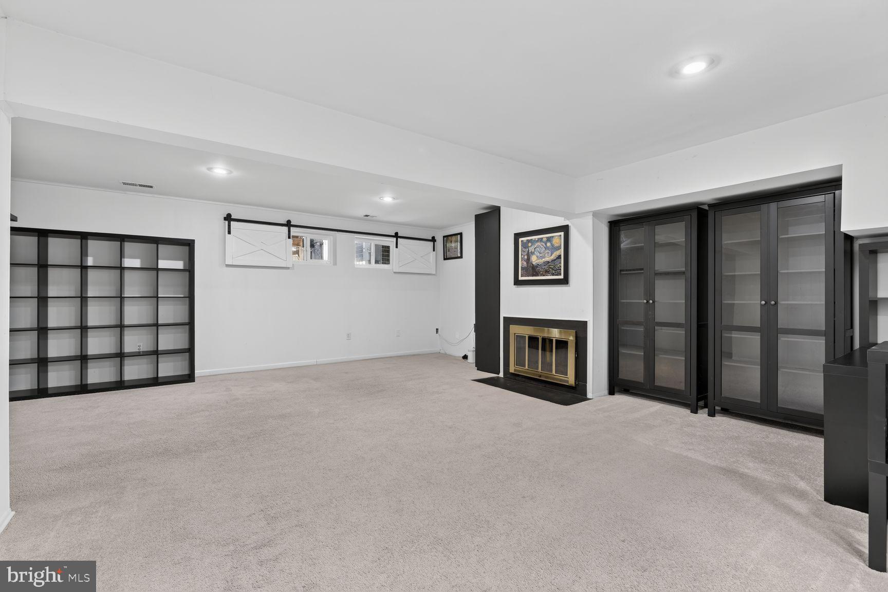 CHERRYWOOD SQUARE - Residential
