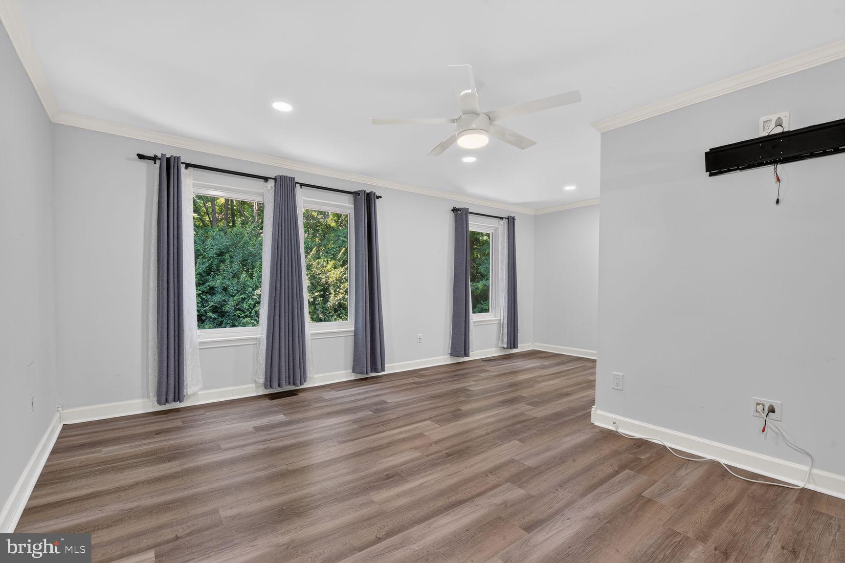 CHERRYWOOD SQUARE - Residential