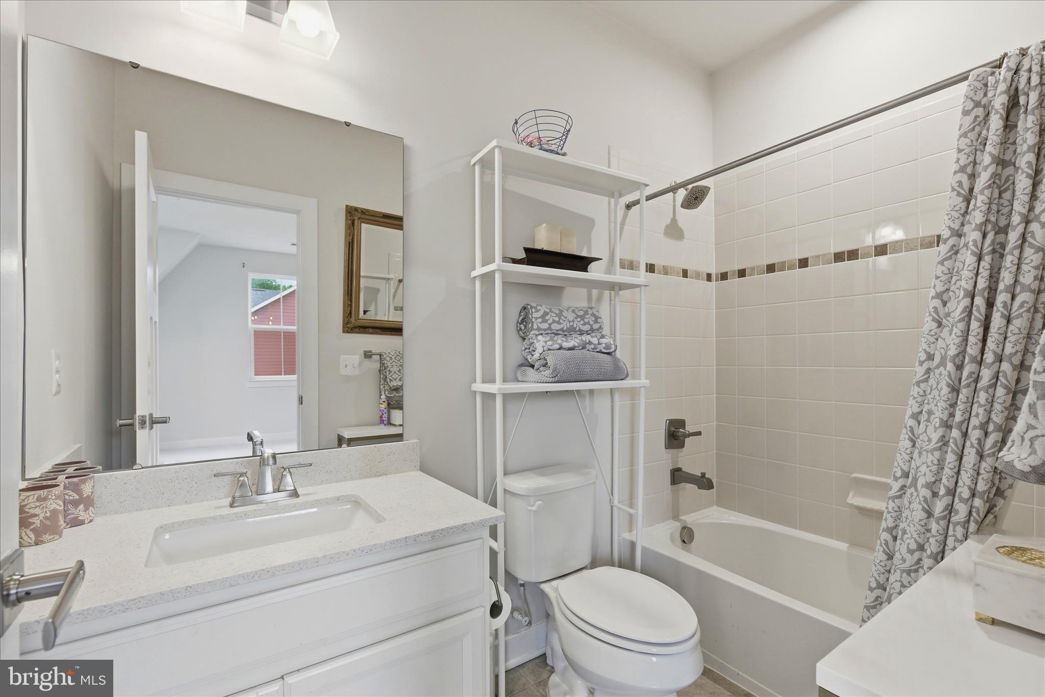 POTOMAC SHORES - Residential