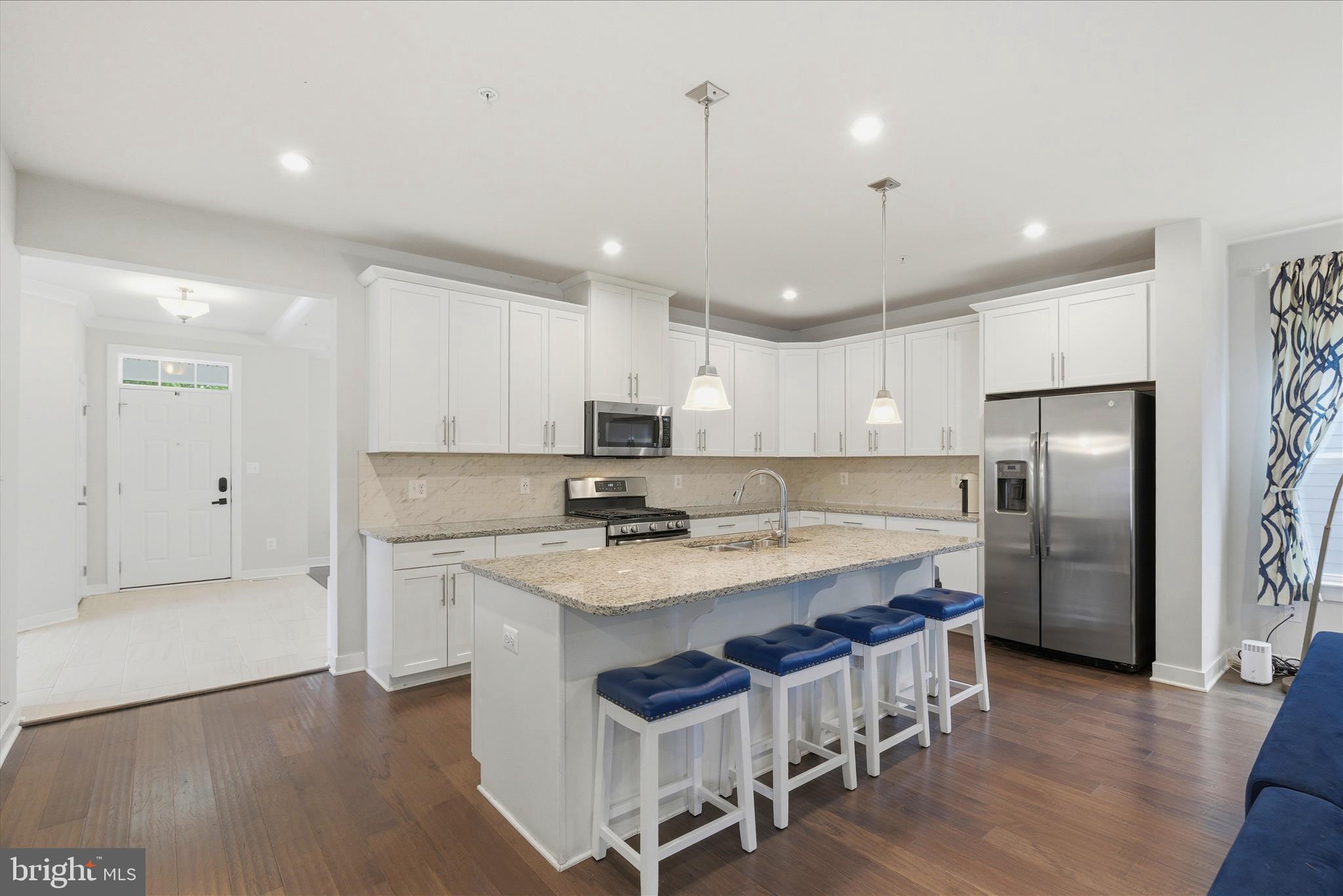 POTOMAC SHORES - Residential