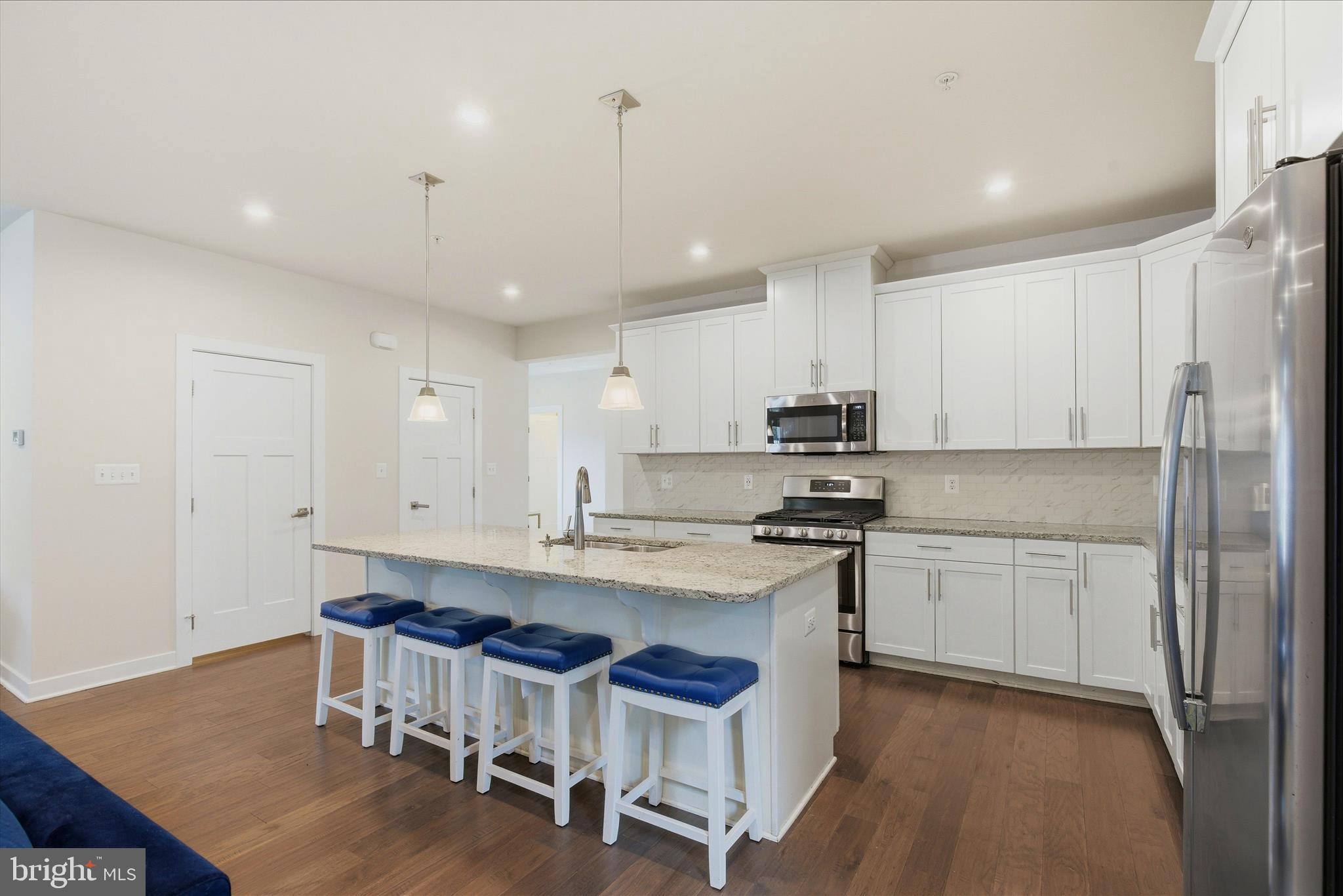 POTOMAC SHORES - Residential