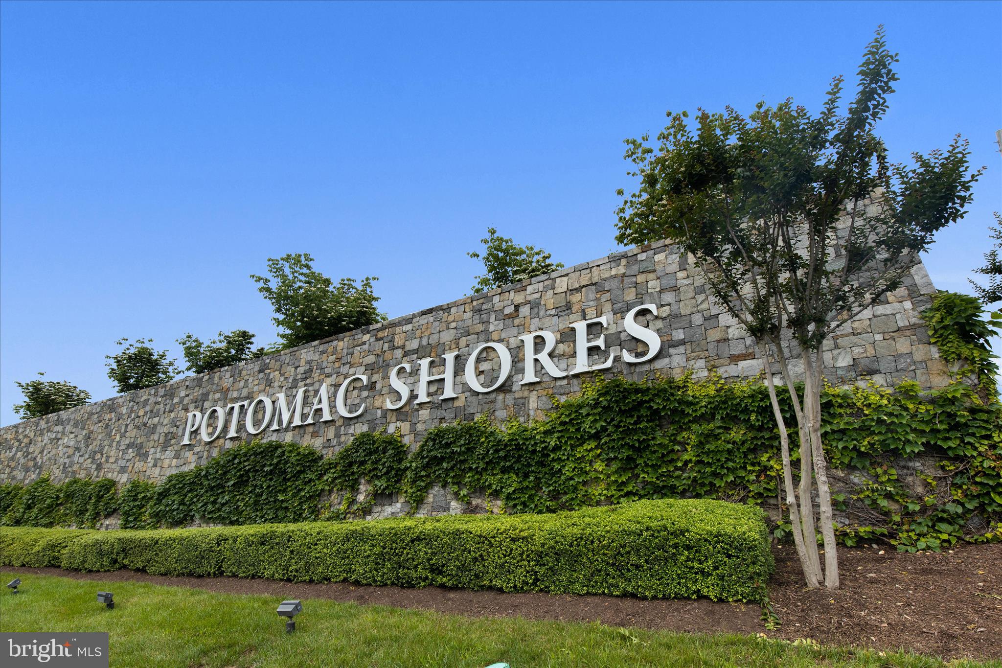 POTOMAC SHORES - Residential