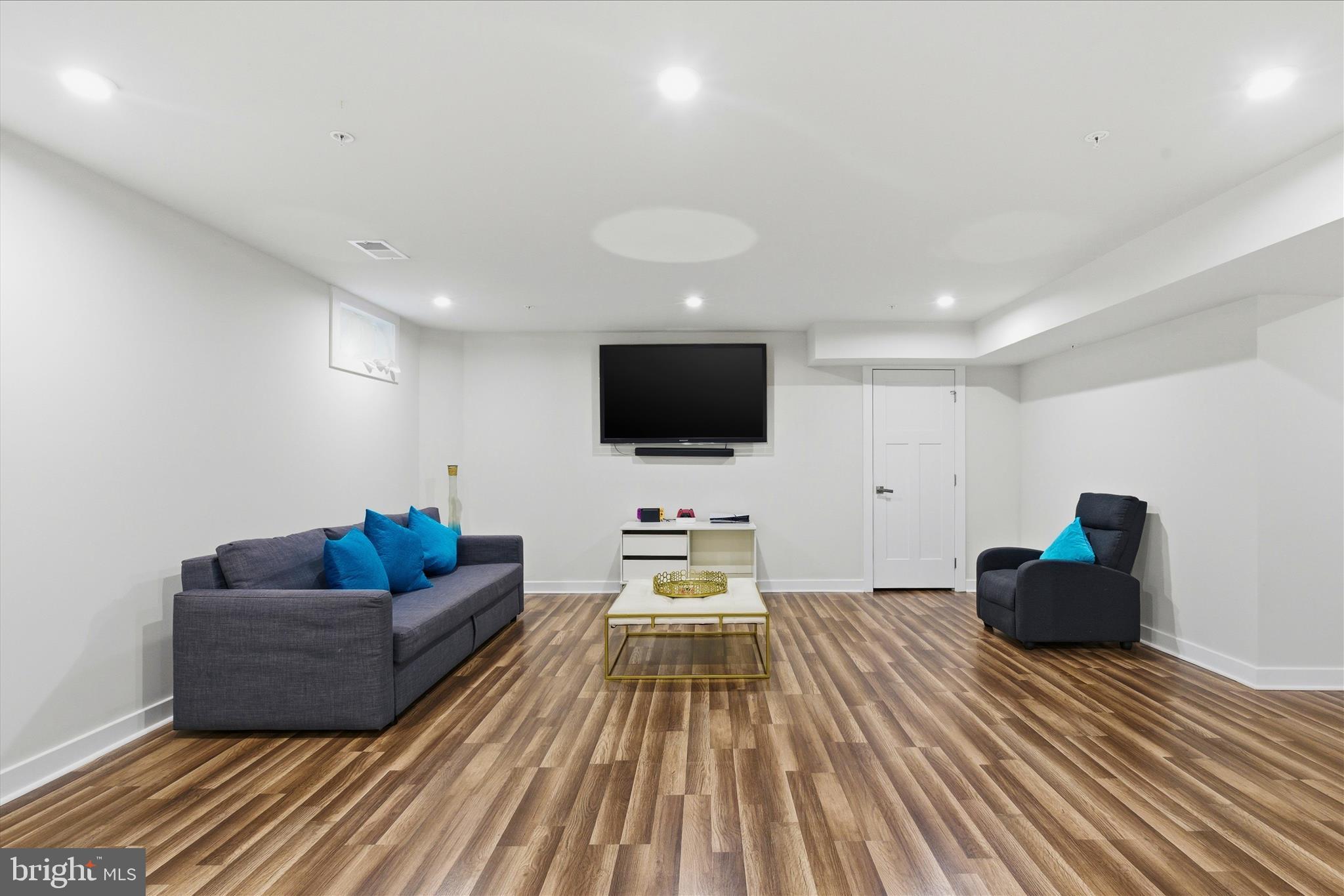 POTOMAC SHORES - Residential