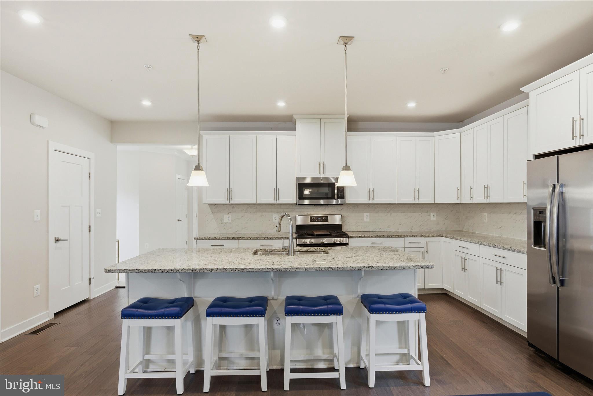 POTOMAC SHORES - Residential