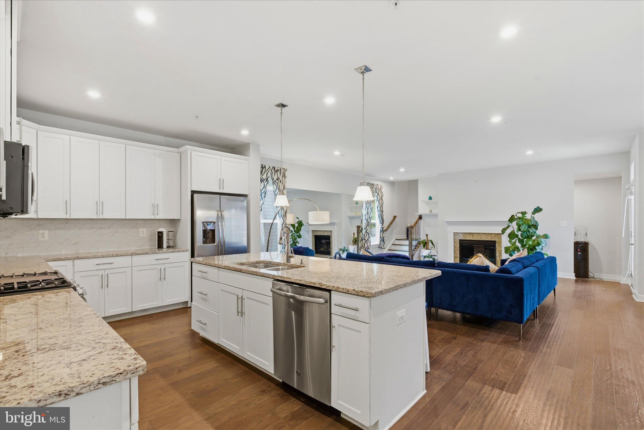 POTOMAC SHORES - Residential