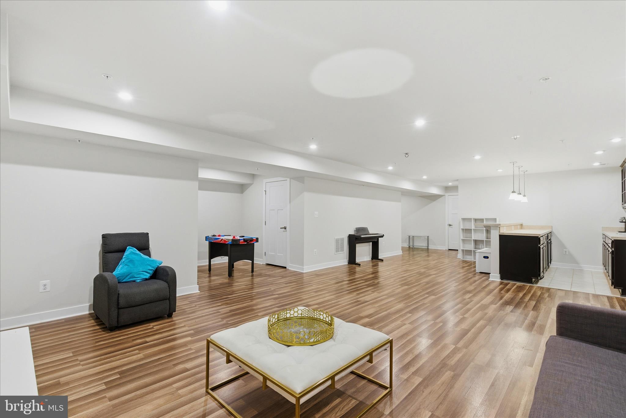 POTOMAC SHORES - Residential
