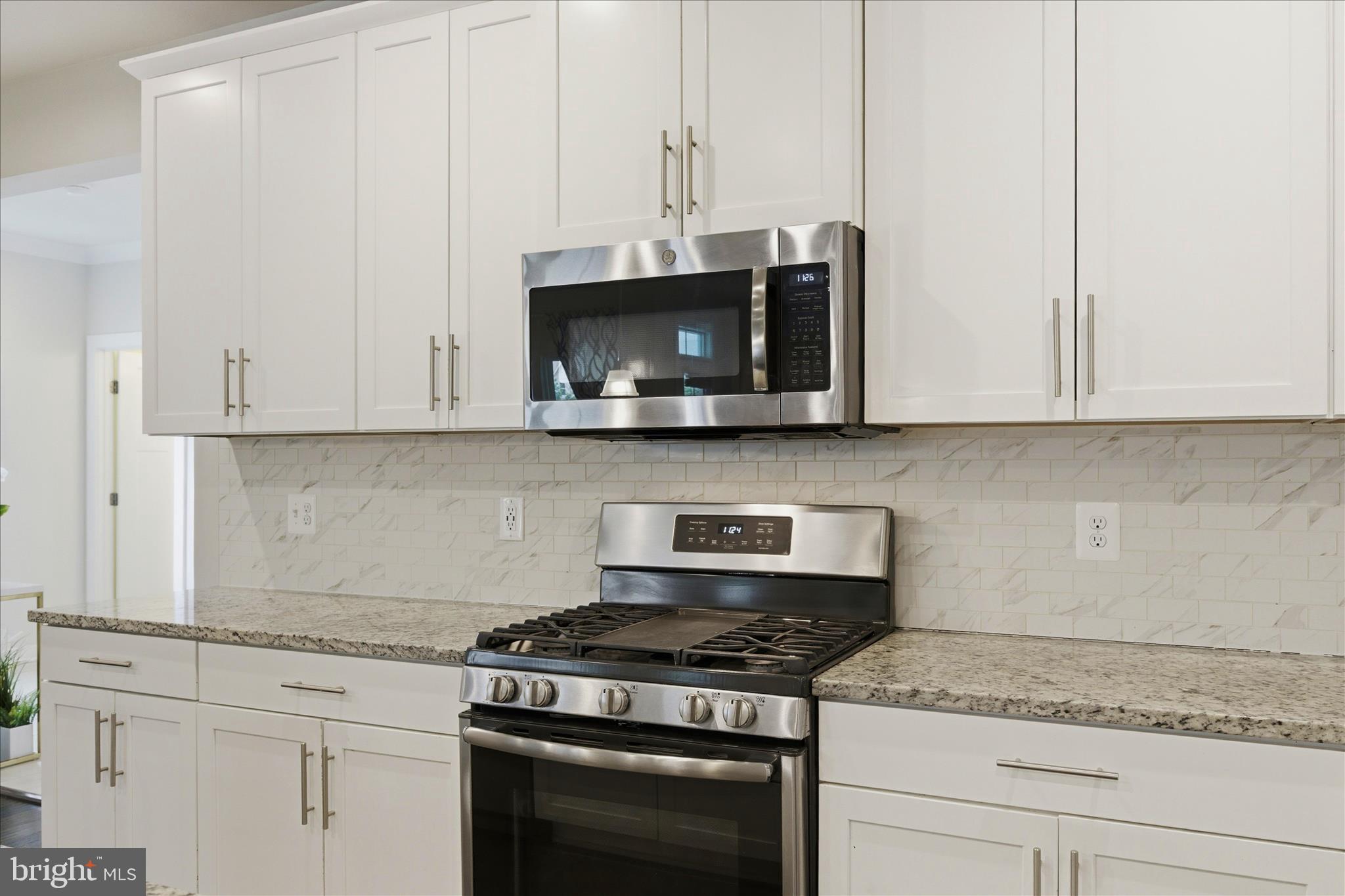 POTOMAC SHORES - Residential