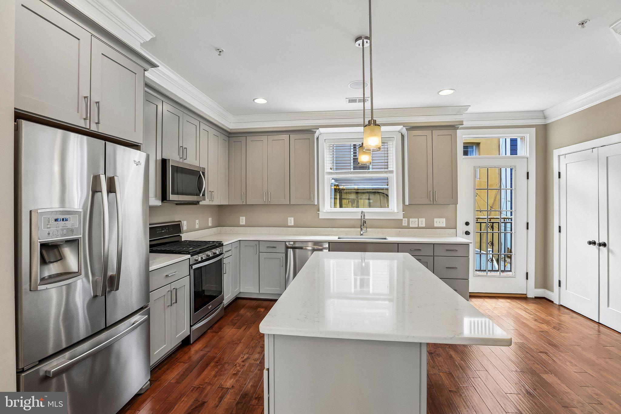CANTON - Residential
