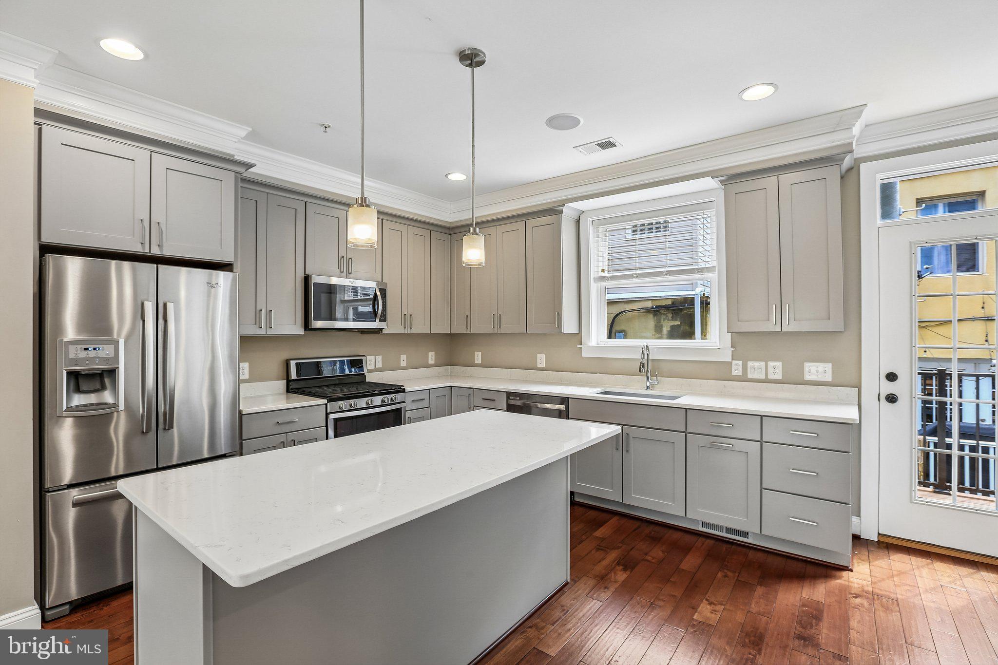 CANTON - Residential