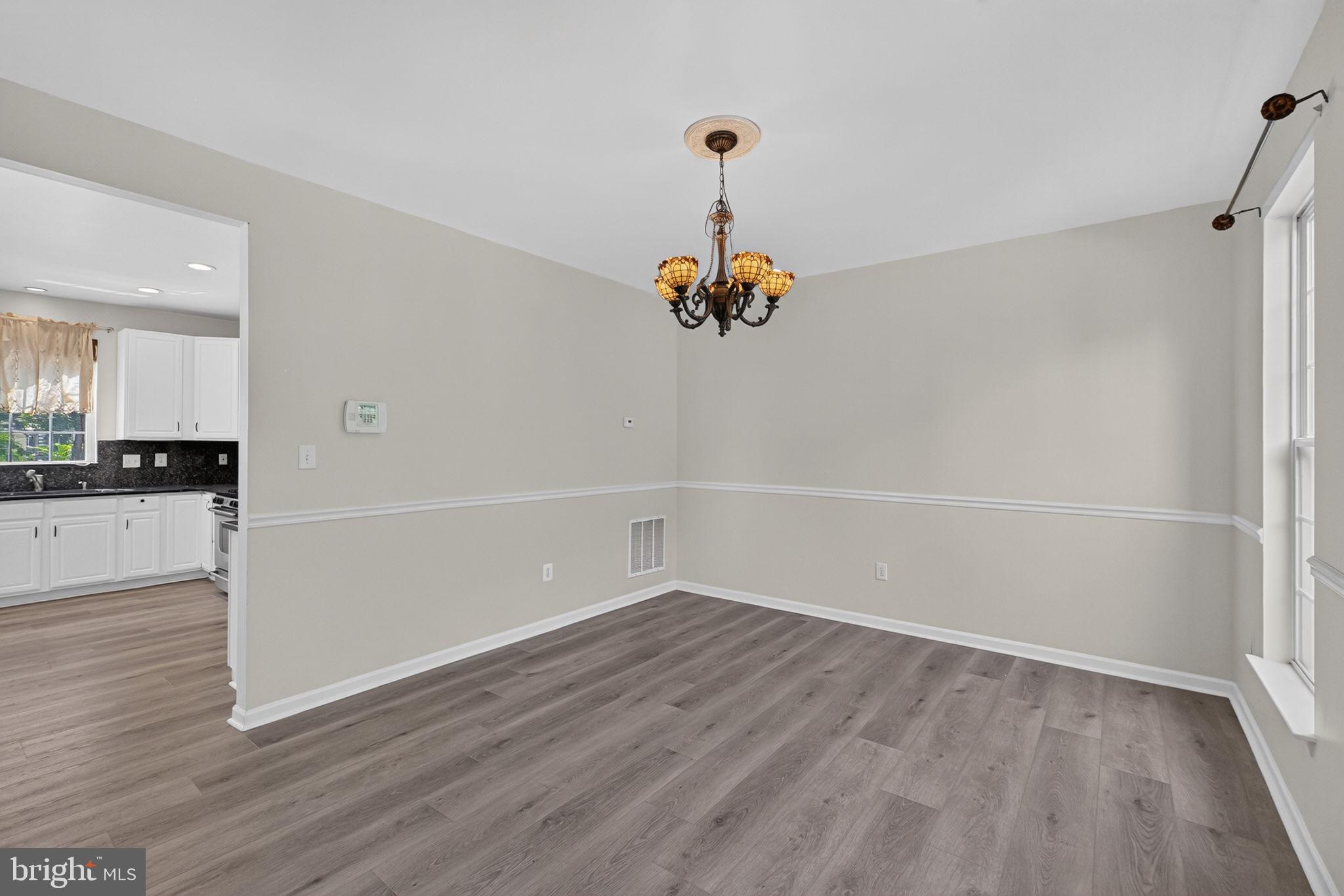SENECA PARK NORTH - Residential
