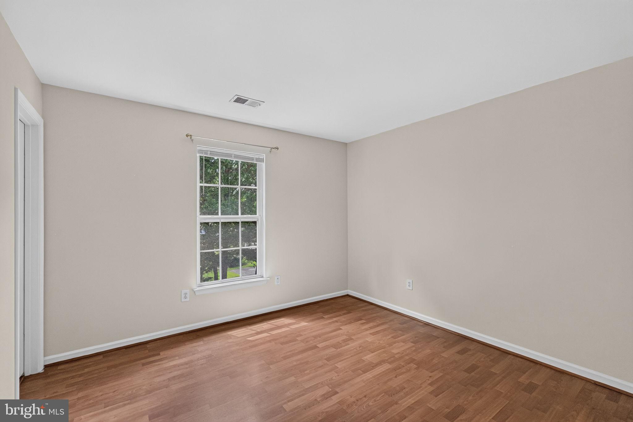 SENECA PARK NORTH - Residential