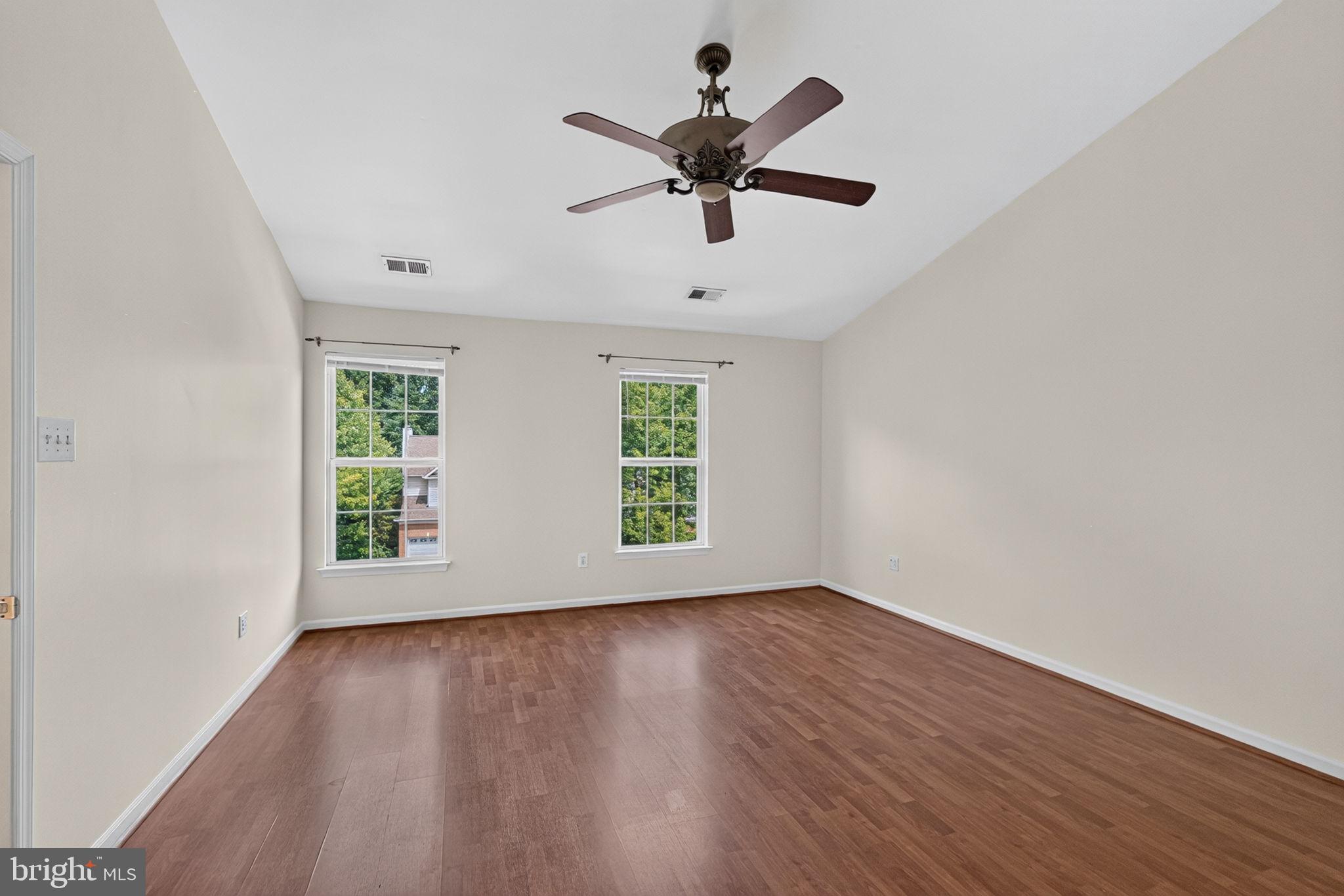 SENECA PARK NORTH - Residential