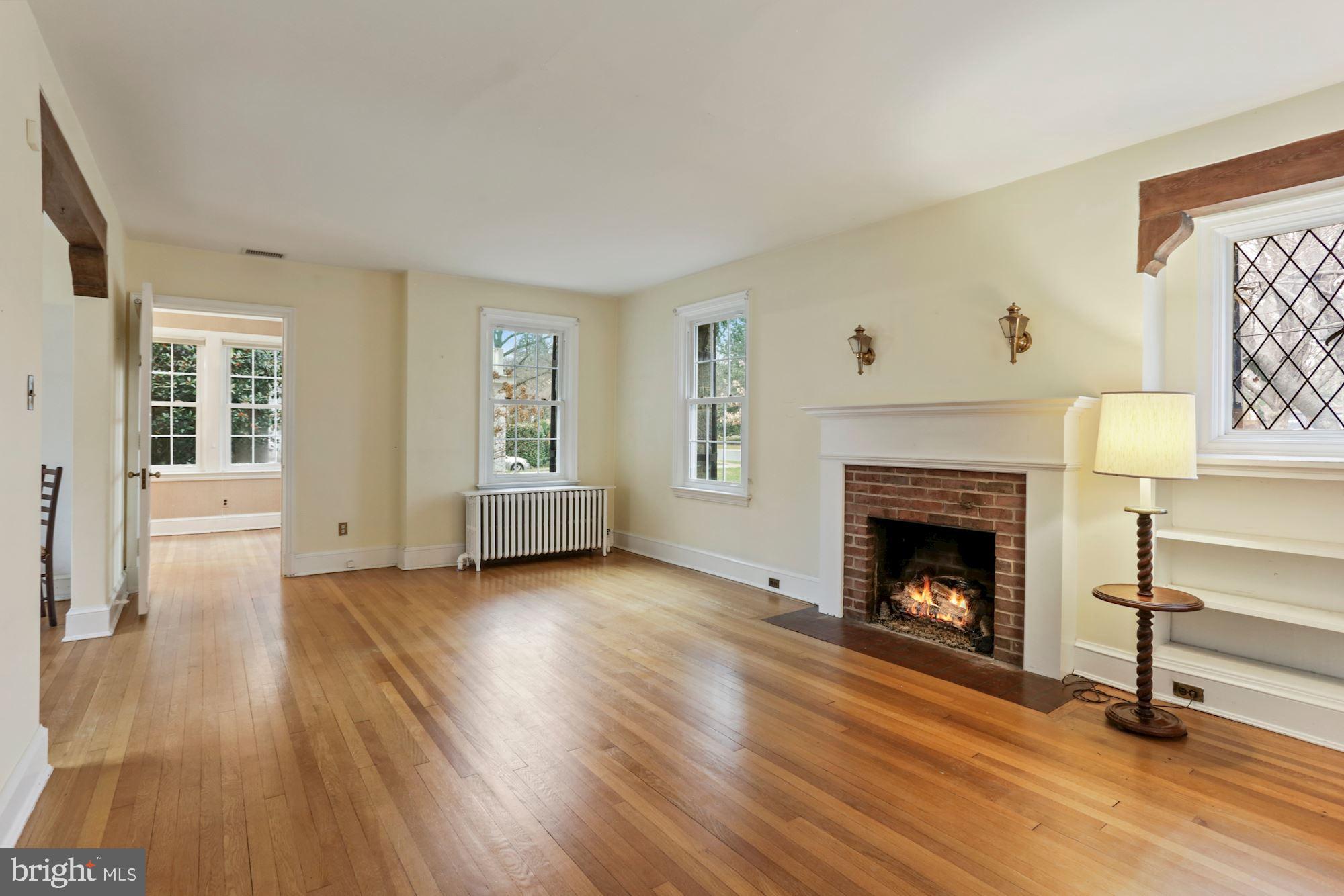 CHEVY CHASE - Residential