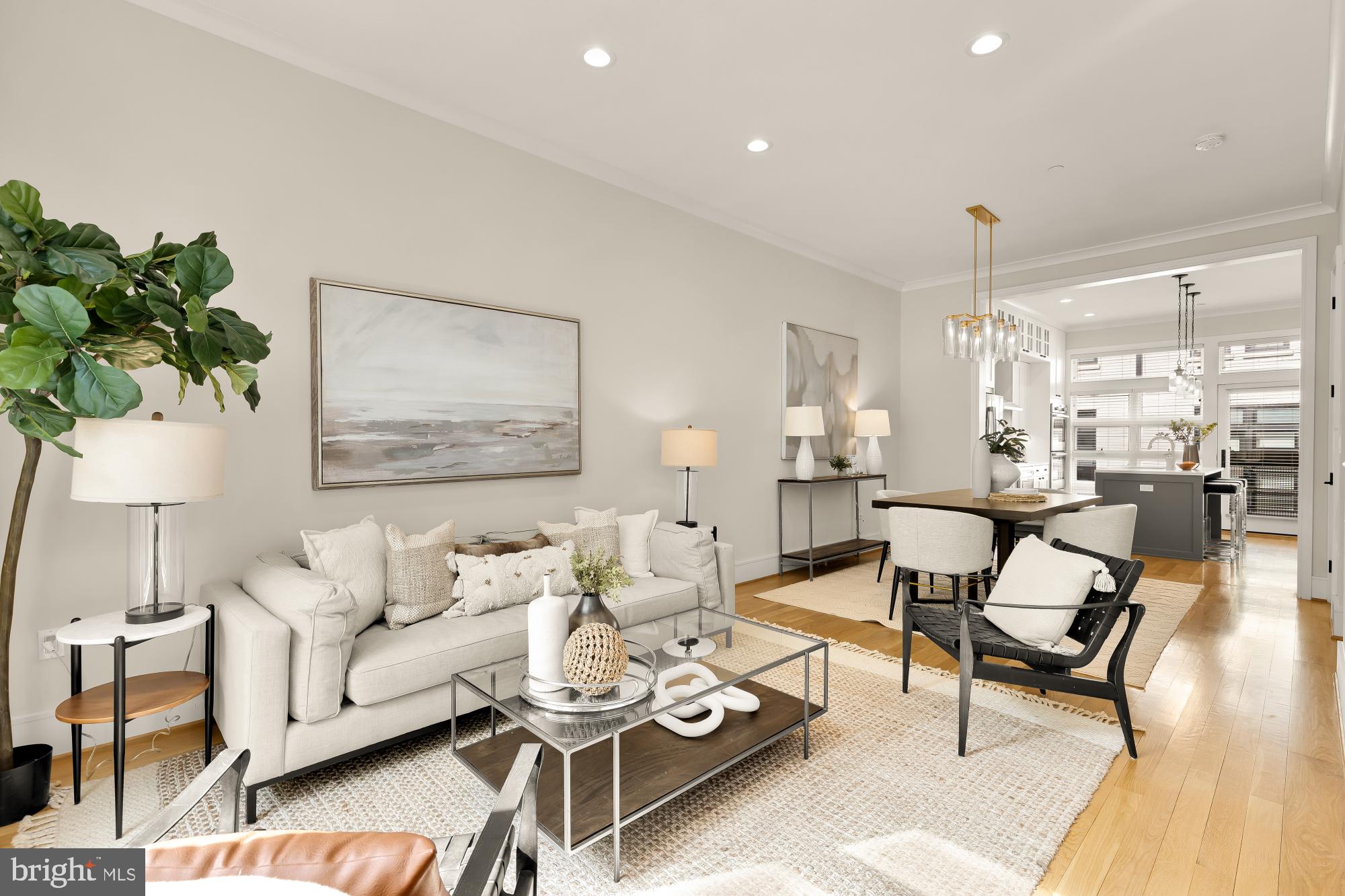 CAPITOL HILL - Residential