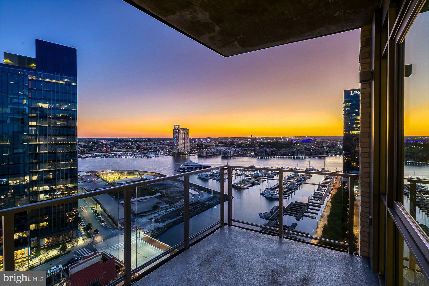 HARBOR EAST - Residential