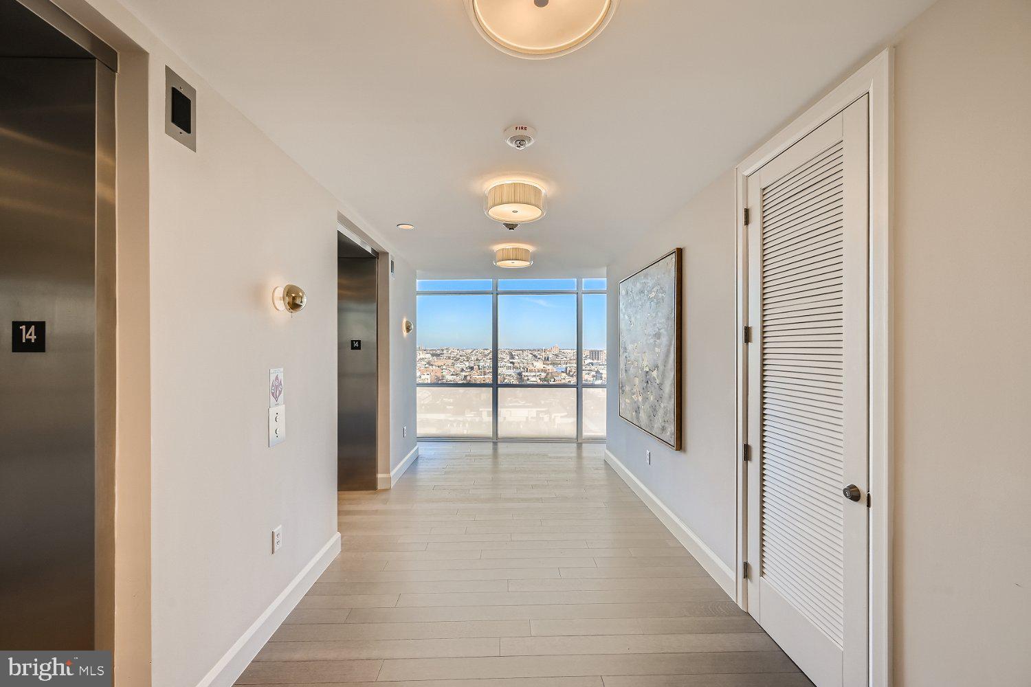HARBOR EAST - Residential