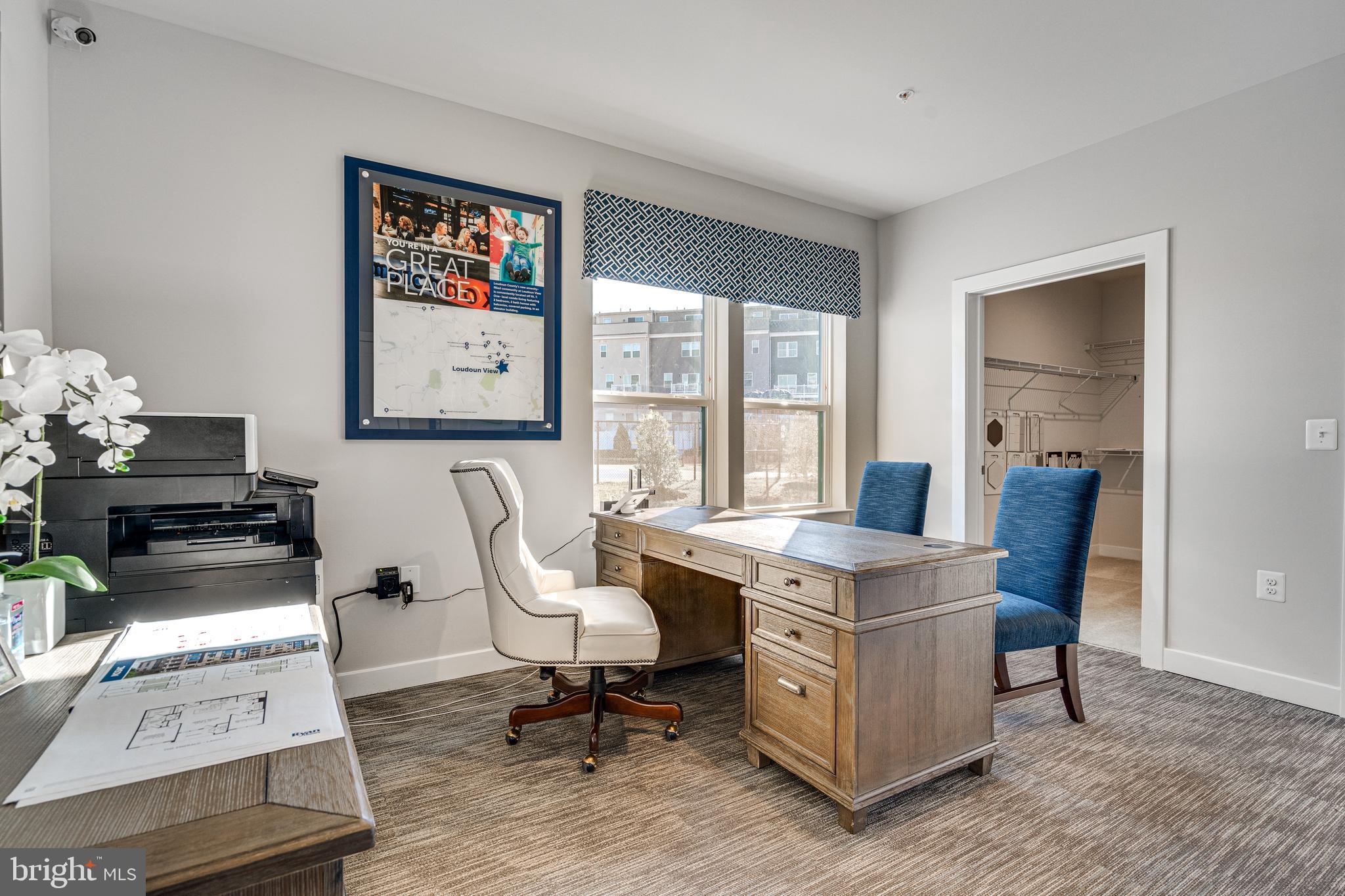 LOUDOUN VIEW CONDO FLATS - Residential Lease