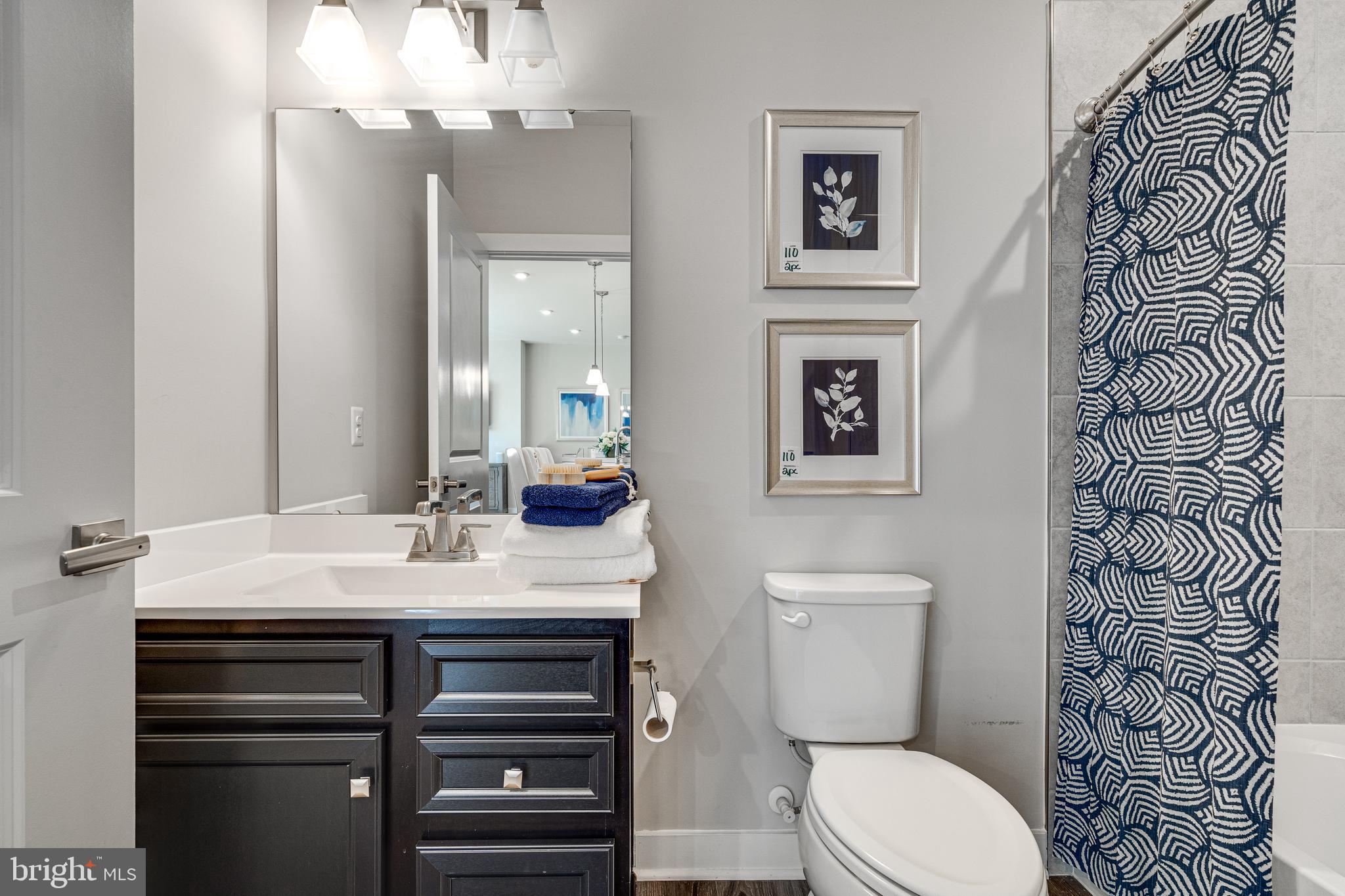 LOUDOUN VIEW CONDO FLATS - Residential Lease