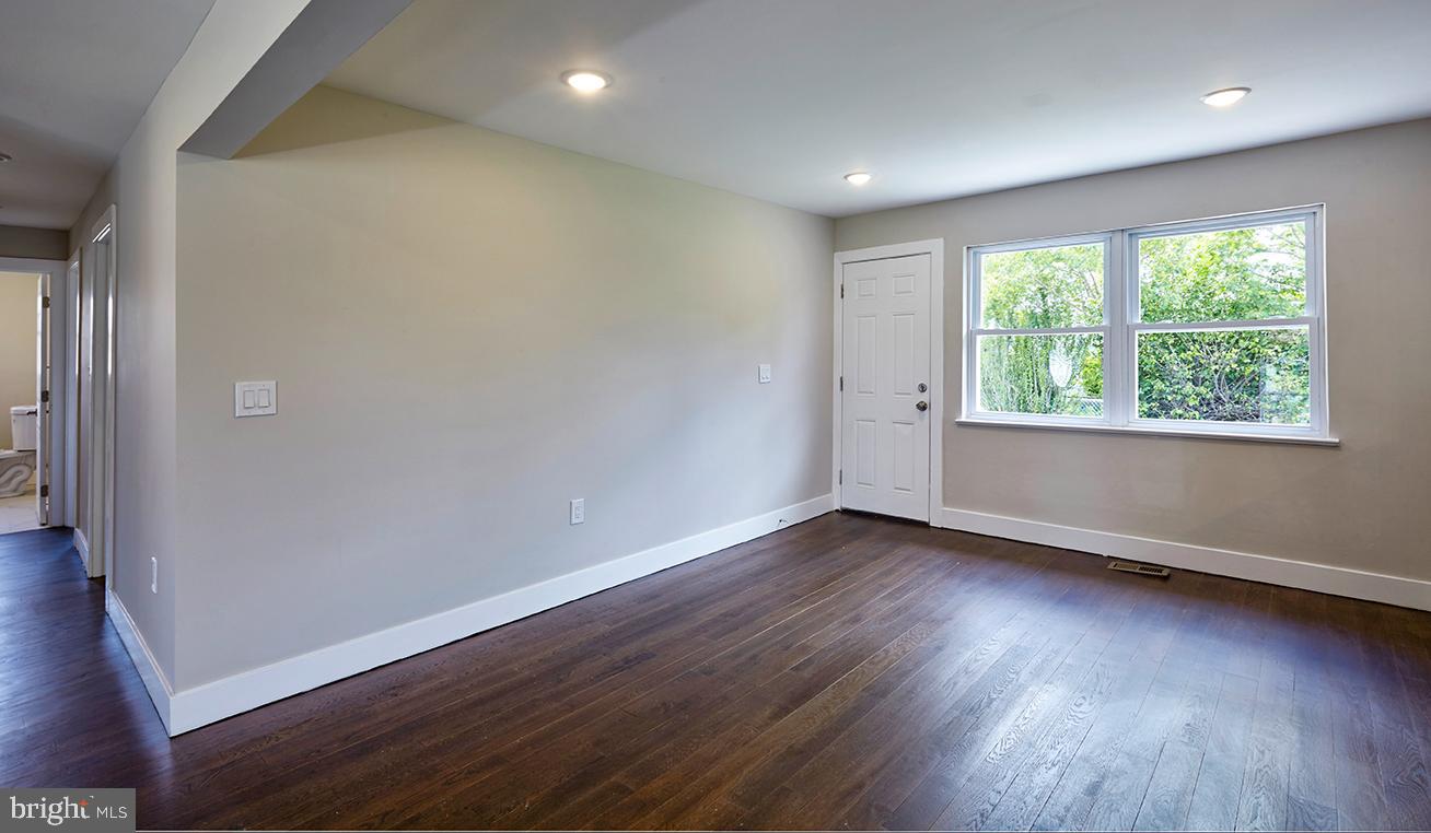 EAST MT AIRY - Residential