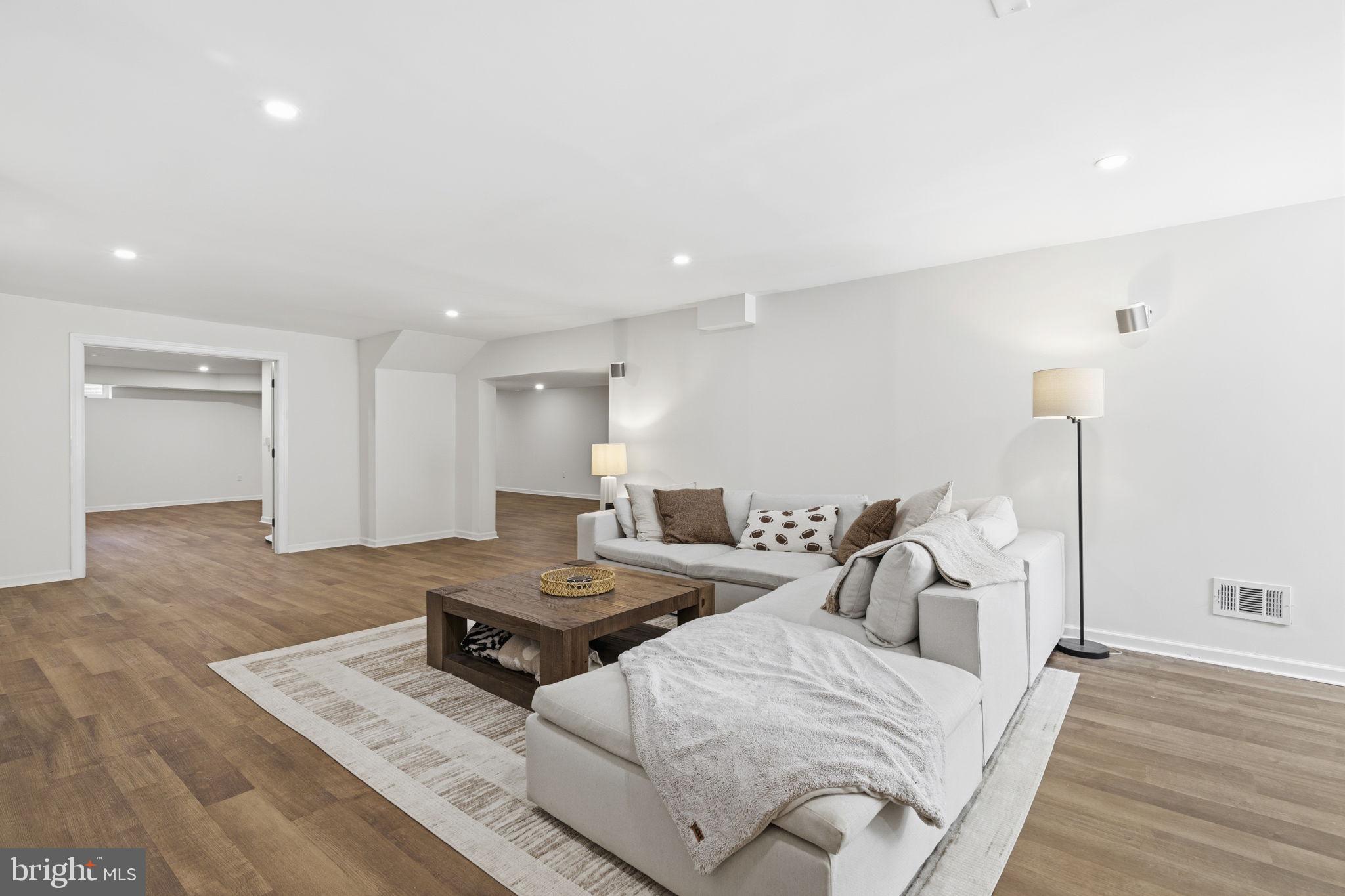 GLEN ELYN - Residential
