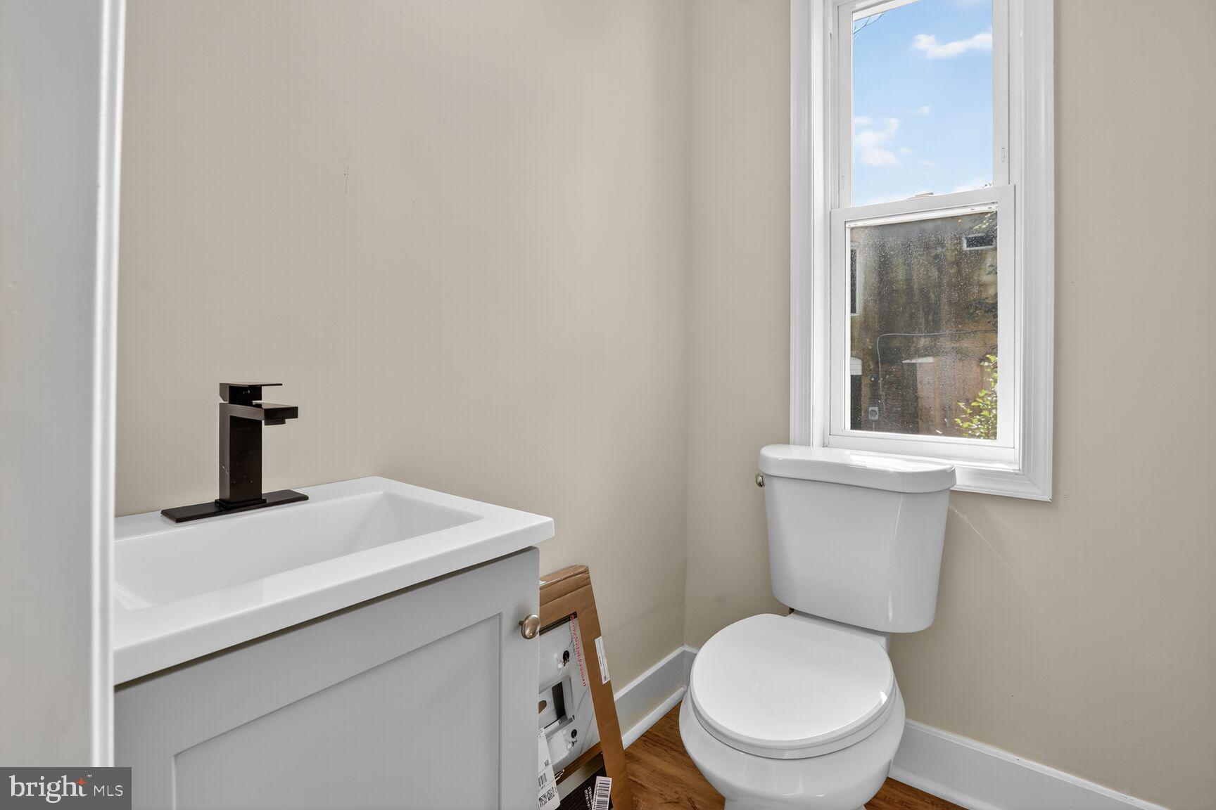 SANDTOWN-WINCHESTER - Residential