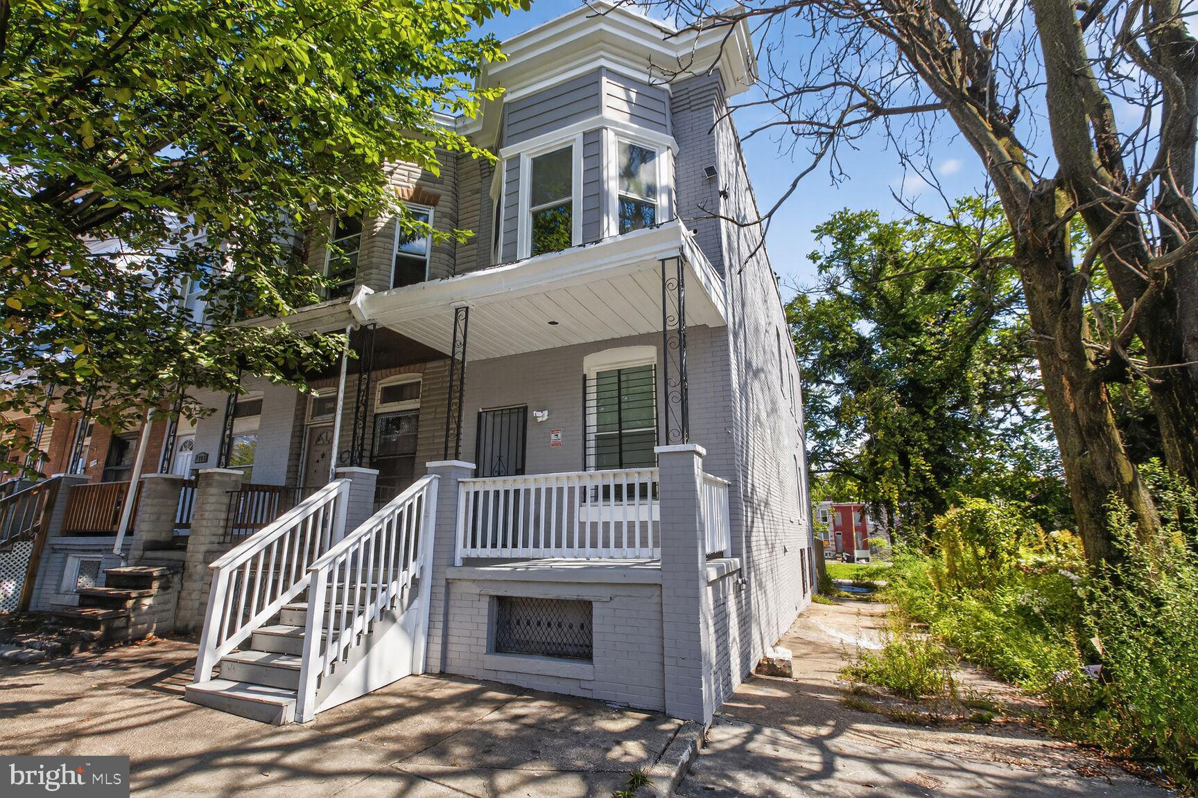 SANDTOWN-WINCHESTER - Residential