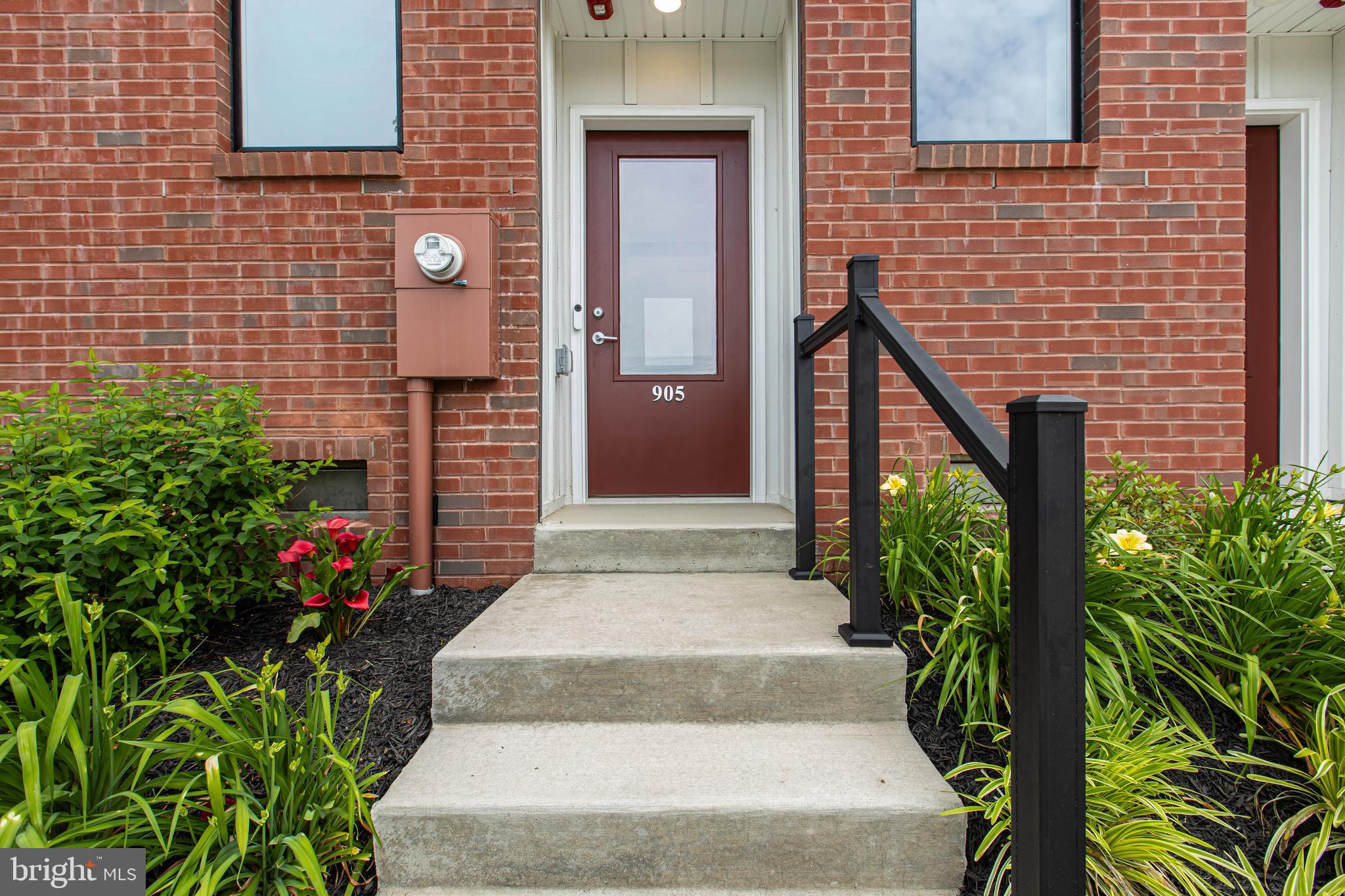 RIVER PLACE - Residential